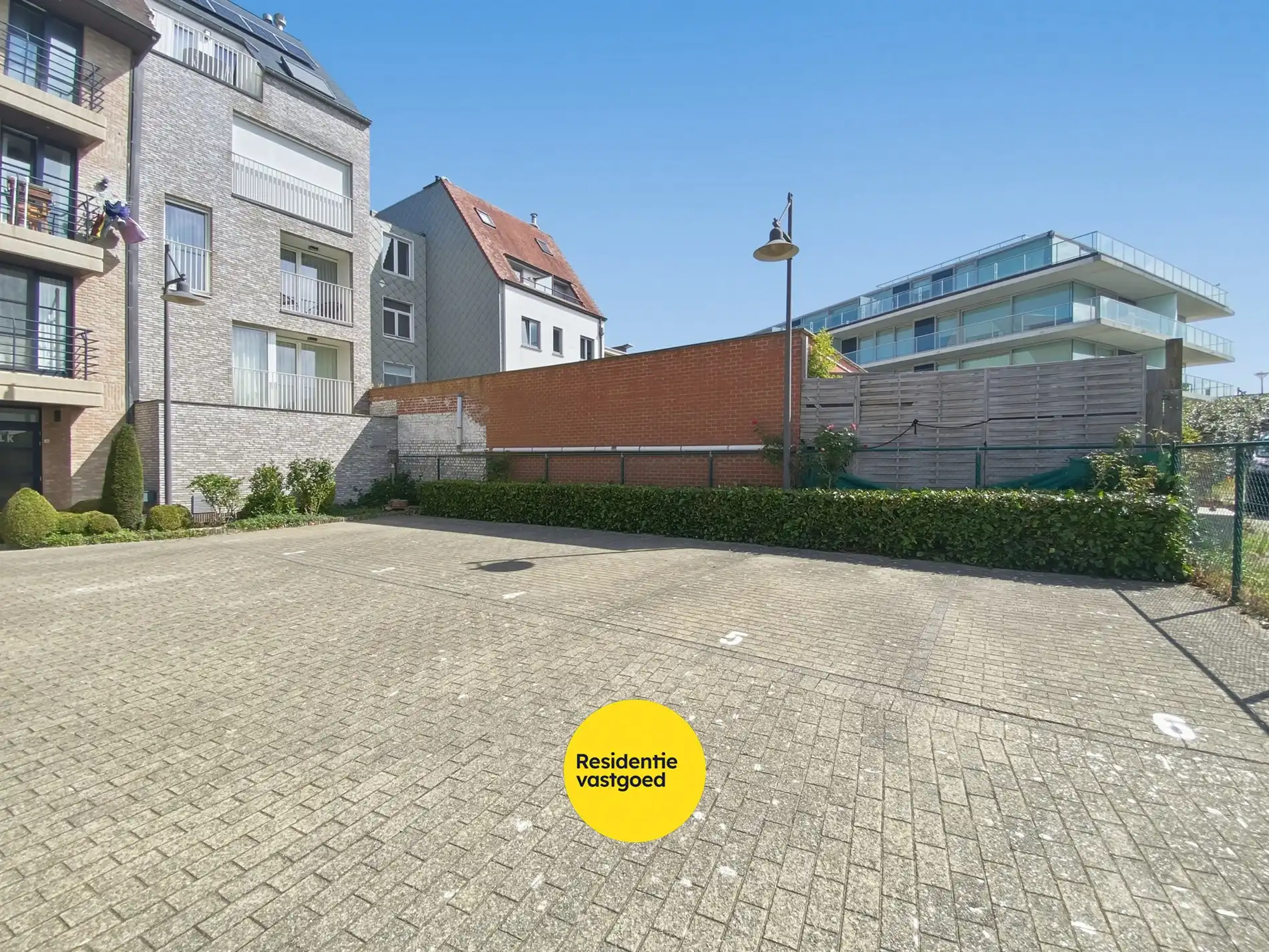 Op te frissen 2-slaapkamerappartement (73m²) te Koksijde Sint-Idesbald.  foto 18