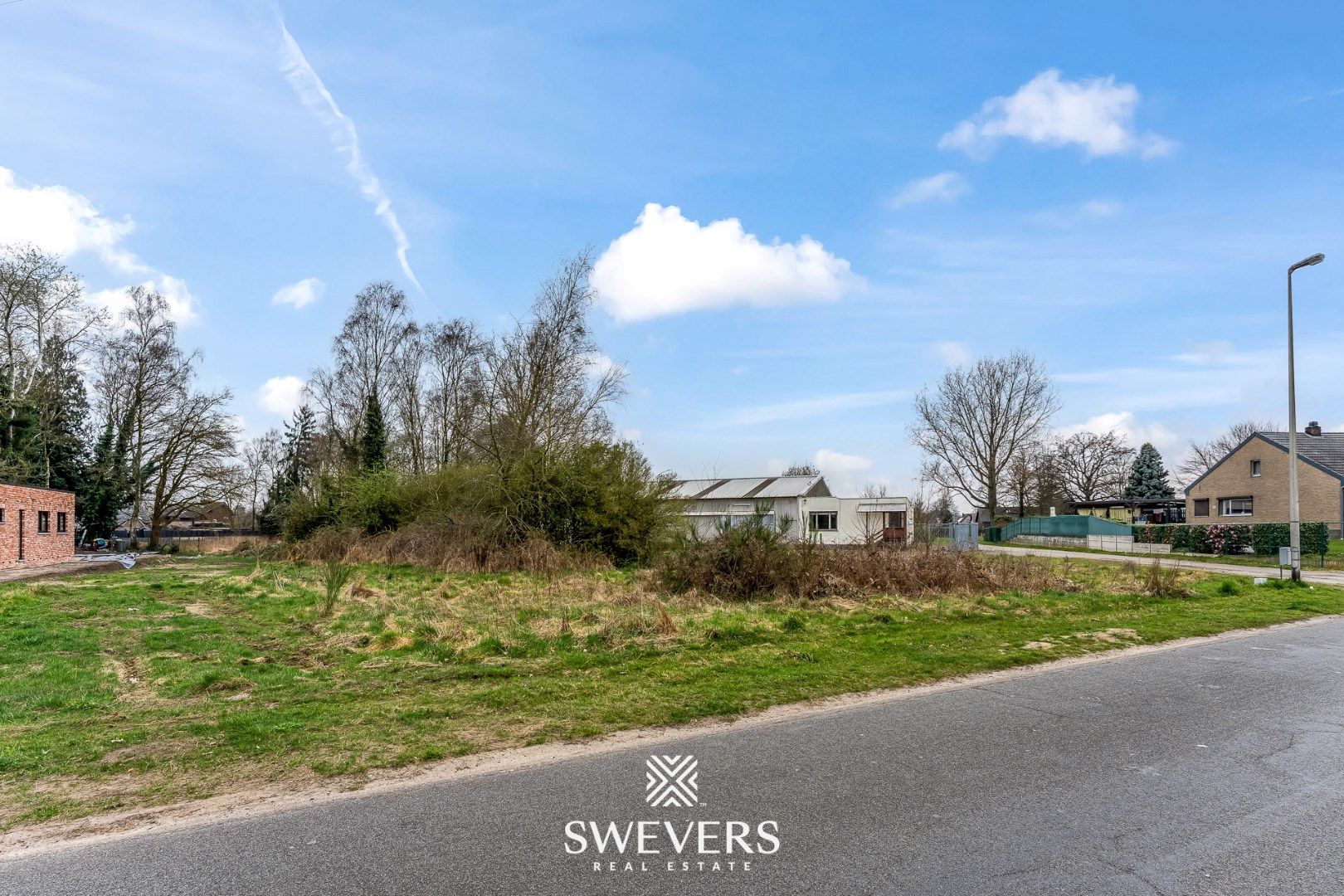 Groot sportgebouw met woonst op een perceel van 77a 60ca (of herverkaveling) foto 20