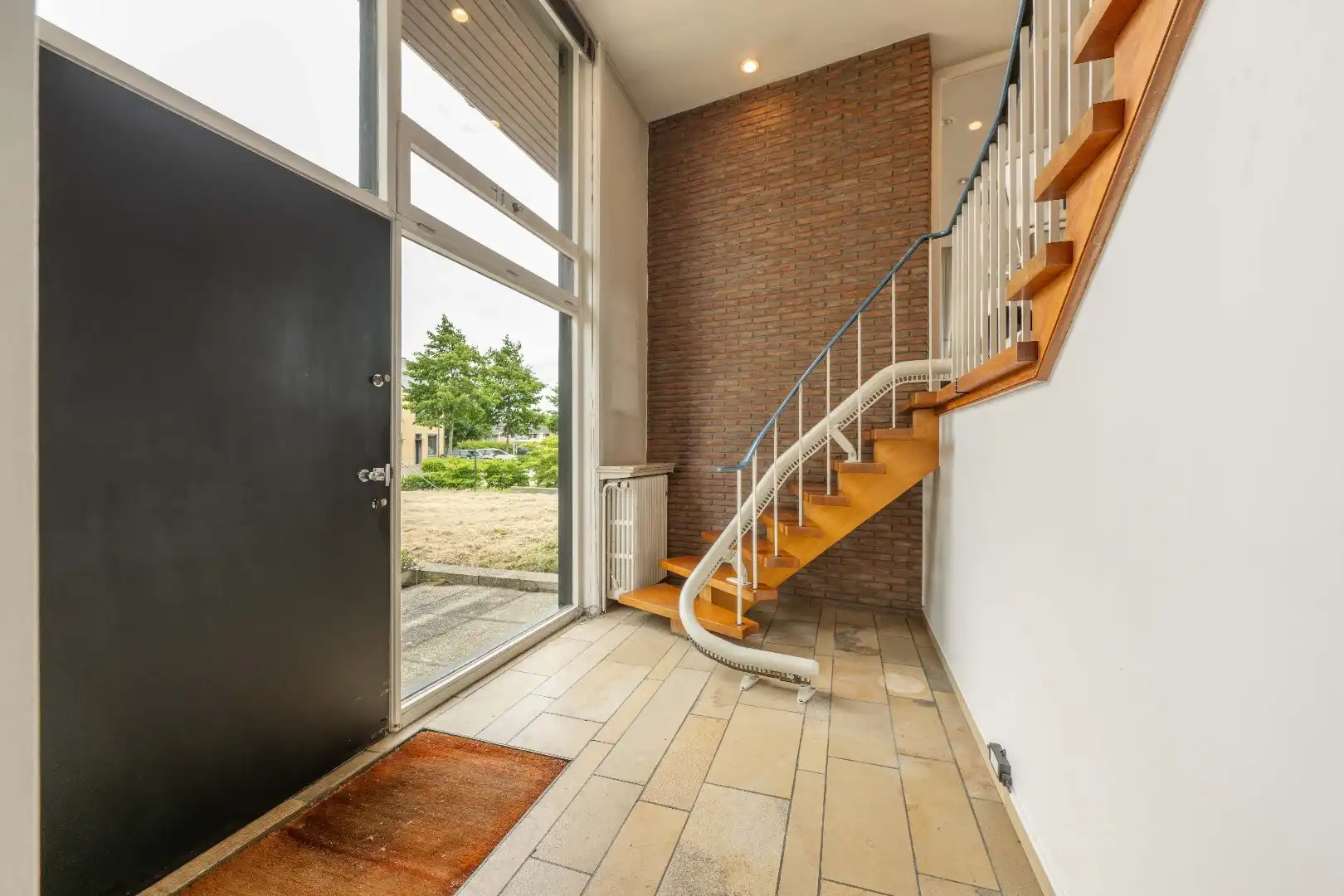 KARAKTERVOLLE ARCHITECTENWONING NABIJ CENTRUM MEULEBEKE foto 2