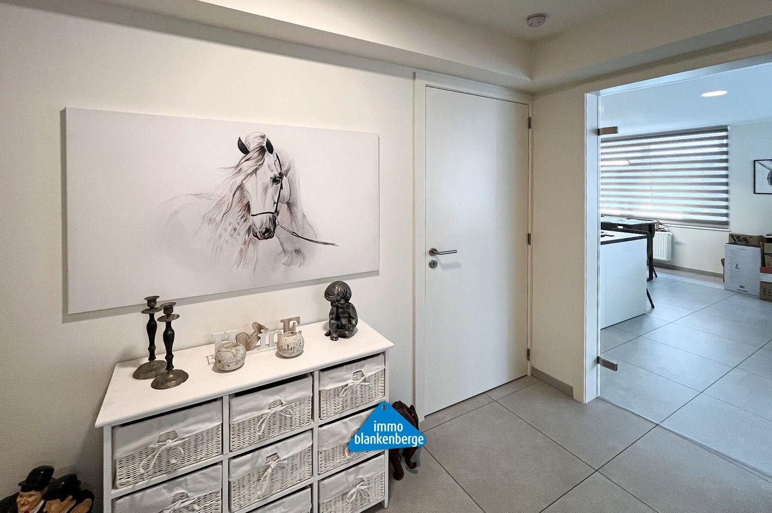 Instapklaar gelijkvloers appartement op toplocatie nabij de Zeedijk foto 2