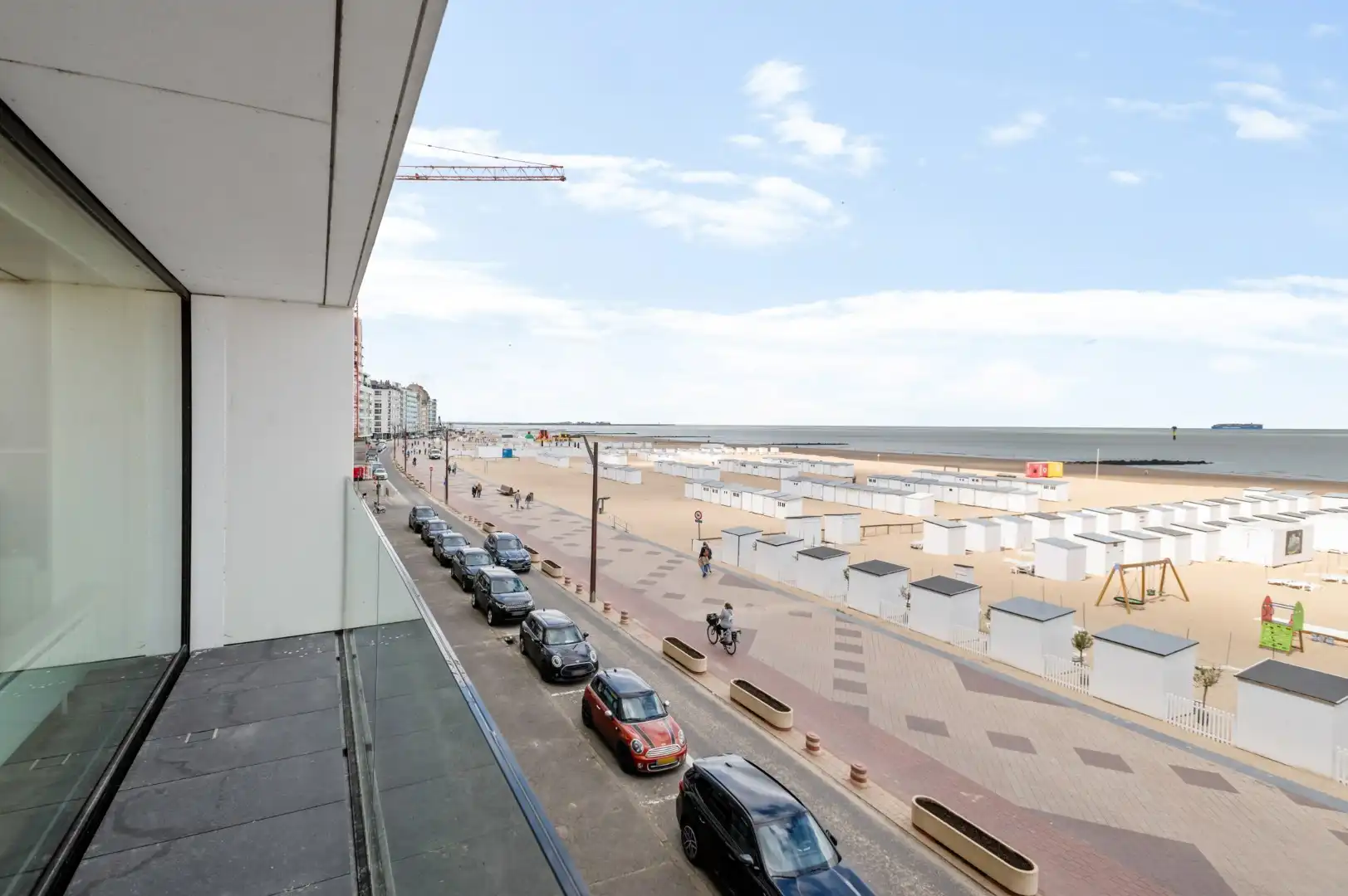 Gemeubeld appartement, in de gerenommeerde residentie “Globe”, prachtig gelegen op de Zeedijk in het Zoute foto 5