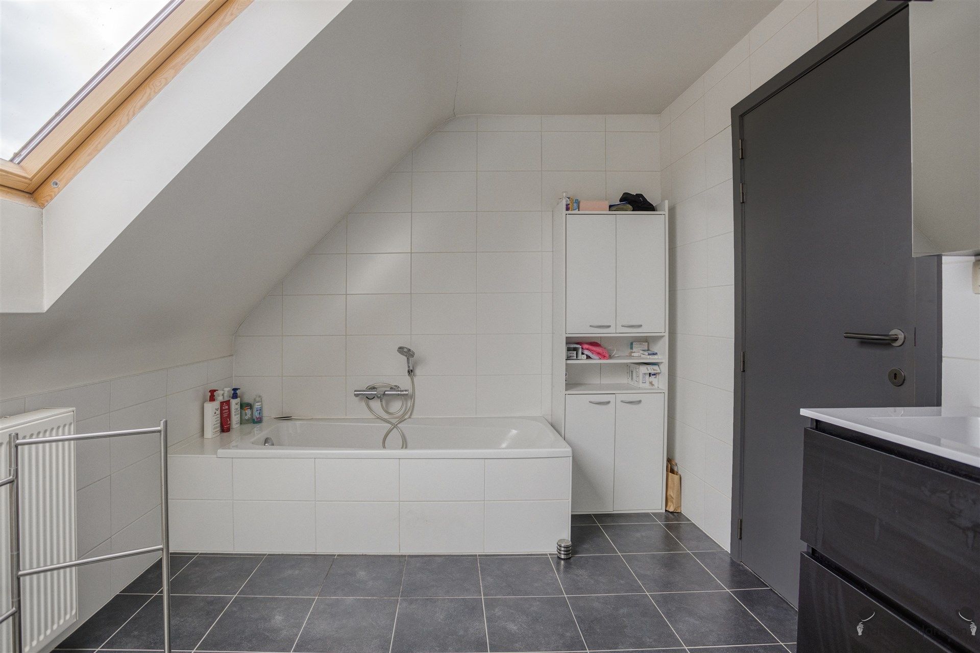 Instapklaar duplex appartement met 3 slaapkamers te Heppen (Leopoldsburg) foto 7