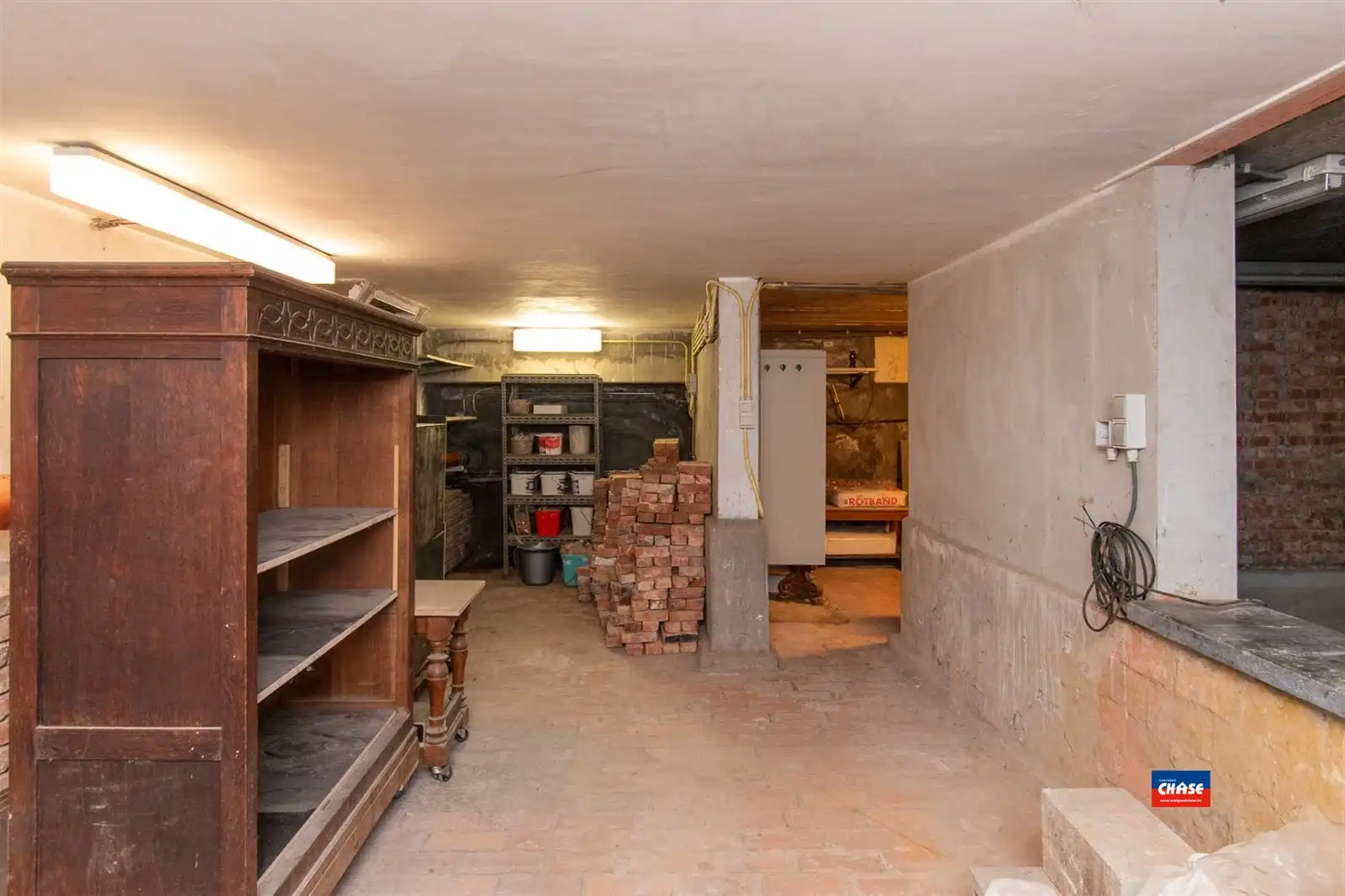 Prachtige woning met 3 tot 5 slaapkamers + grote tuin foto 23