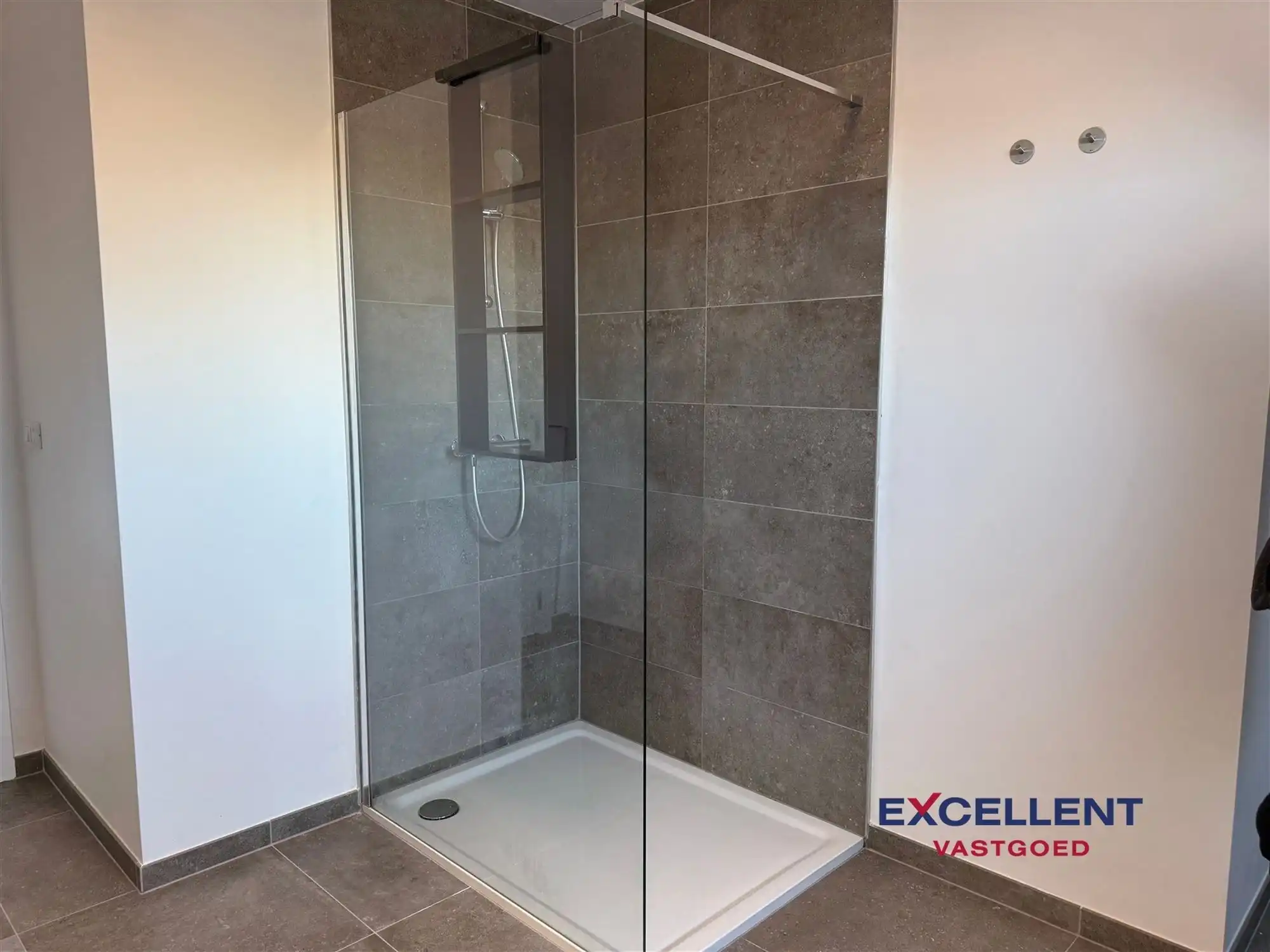 Rustig gelegen nieuwbouwwoning te huur De Pinte! foto 8