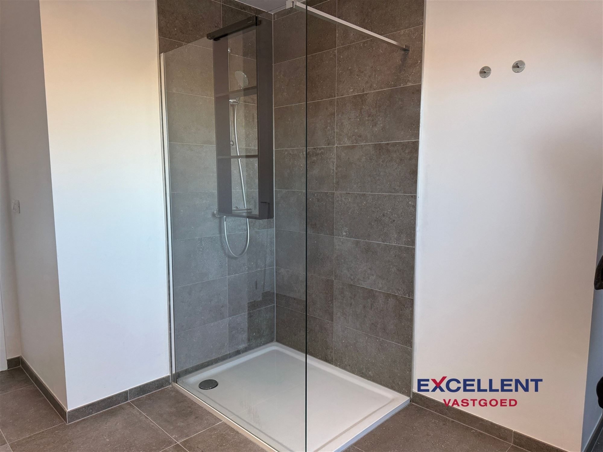 Rustig gelegen nieuwbouwwoning te huur De Pinte! foto 8