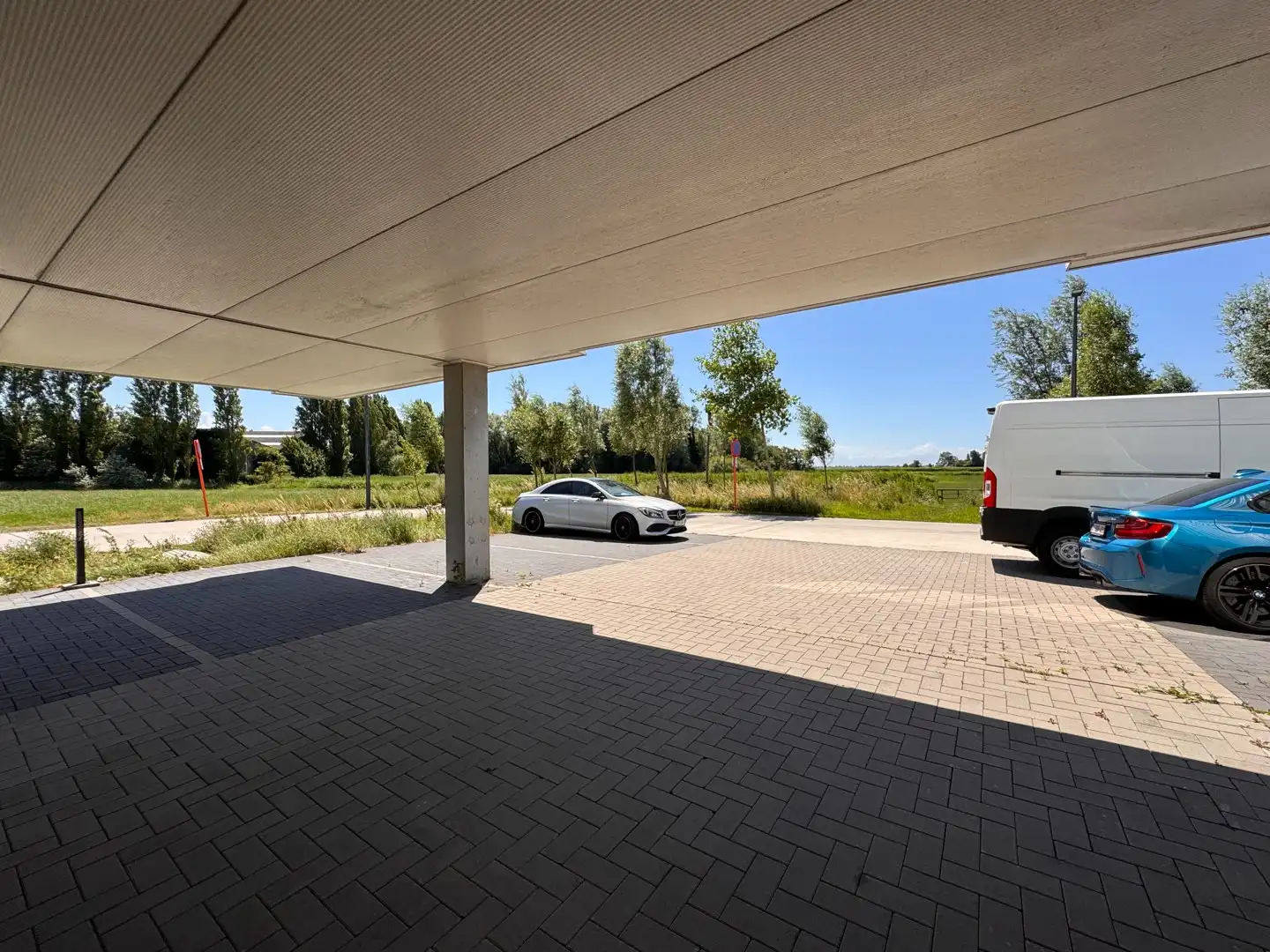 Nieuwe kantoorruimte van 177 m² in Blankenberge foto 12