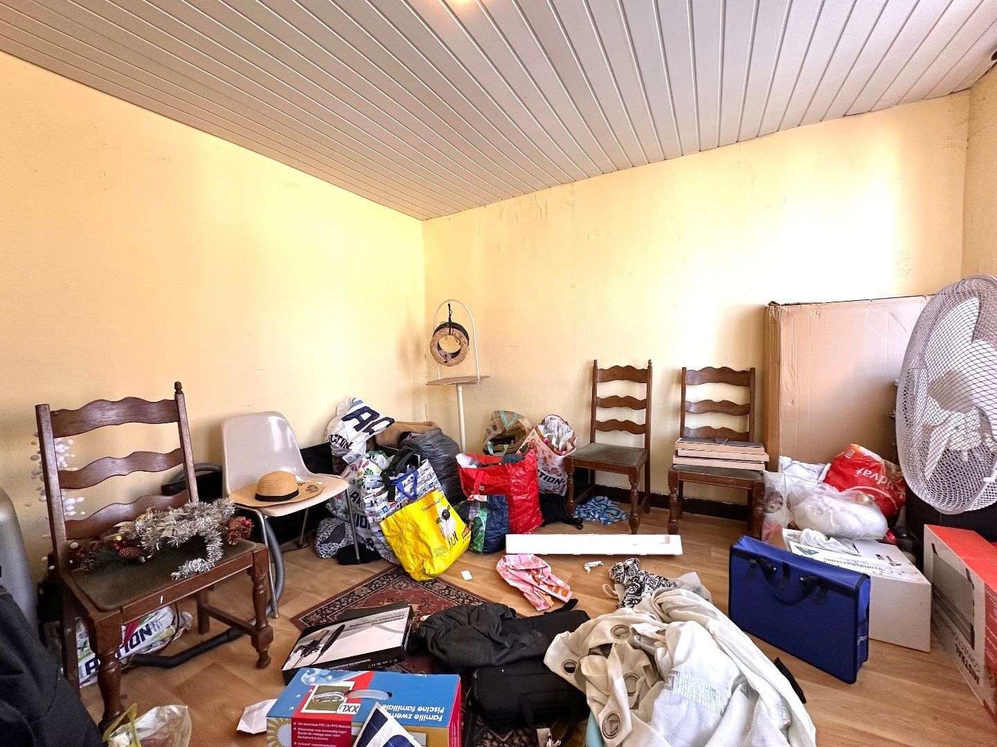 Te renoveren woning met tuin op toplocatie in Tongeren. foto 12