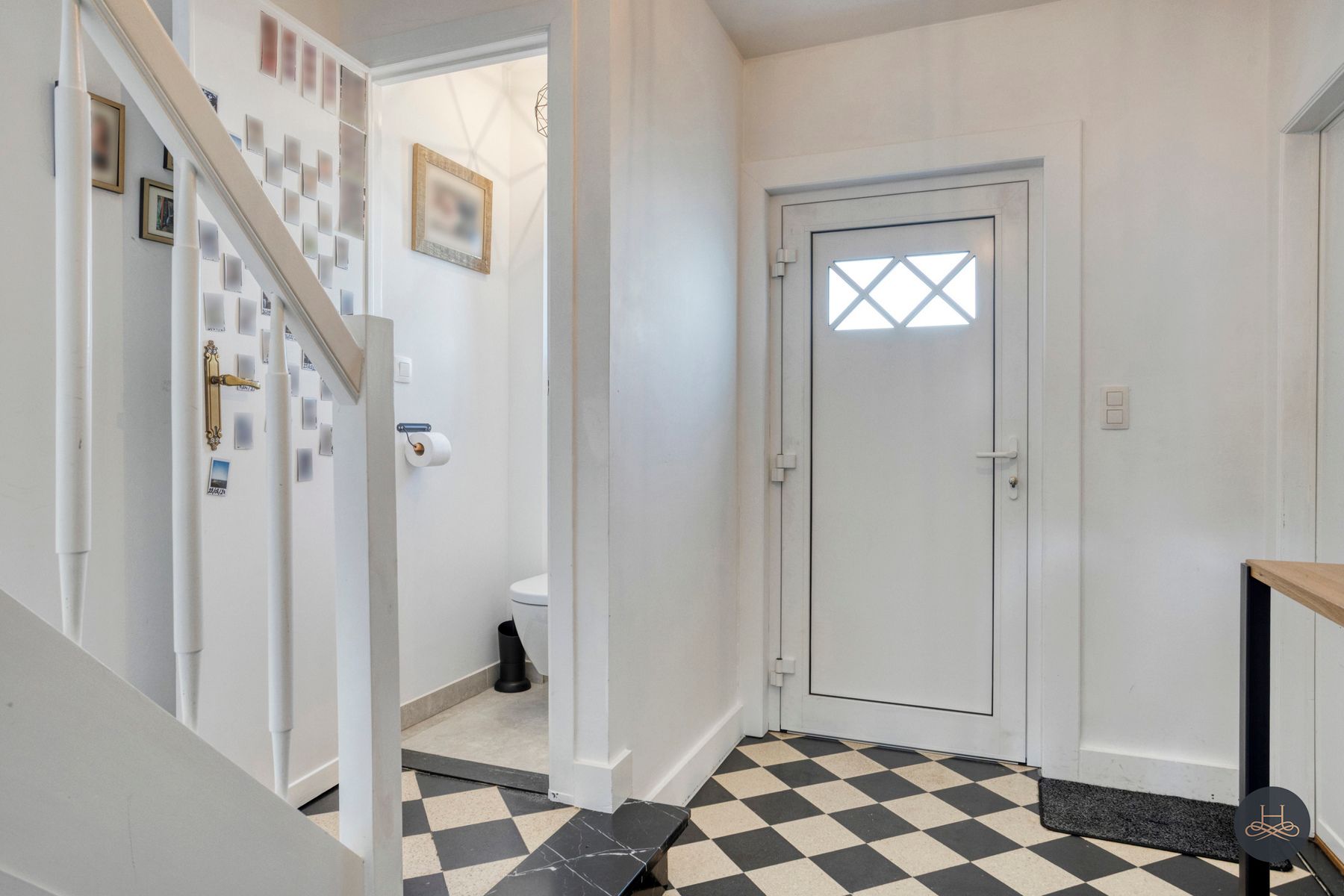 Charmante, volledig gerenoveerde & ruime woning met voortuin foto 4