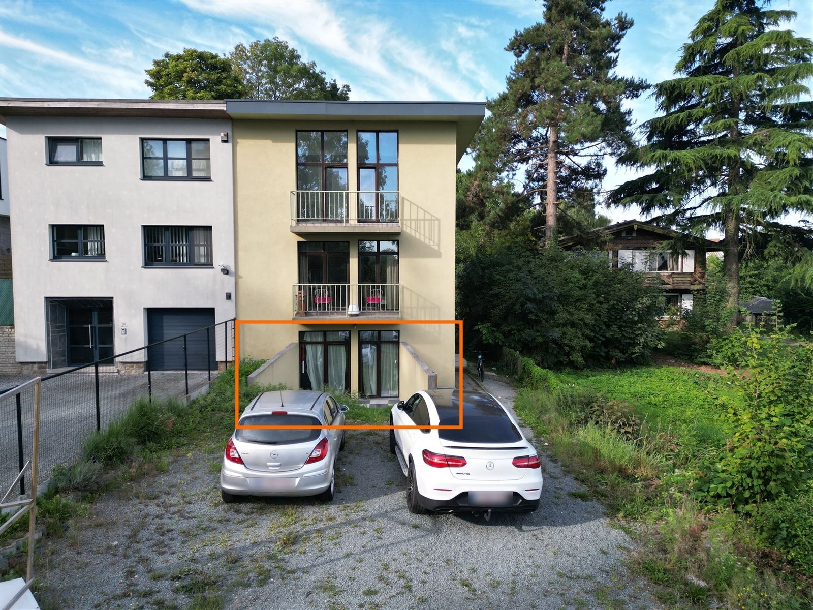 Gelijkvloers appartement met tuintje te Geraardsbergen!  foto 2