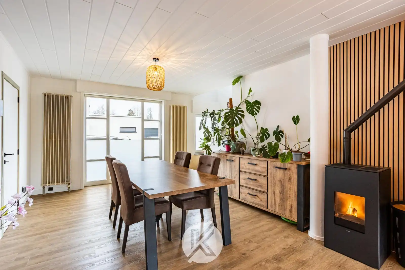 Centraal gelegen woning op een perceel van 10 are foto 6