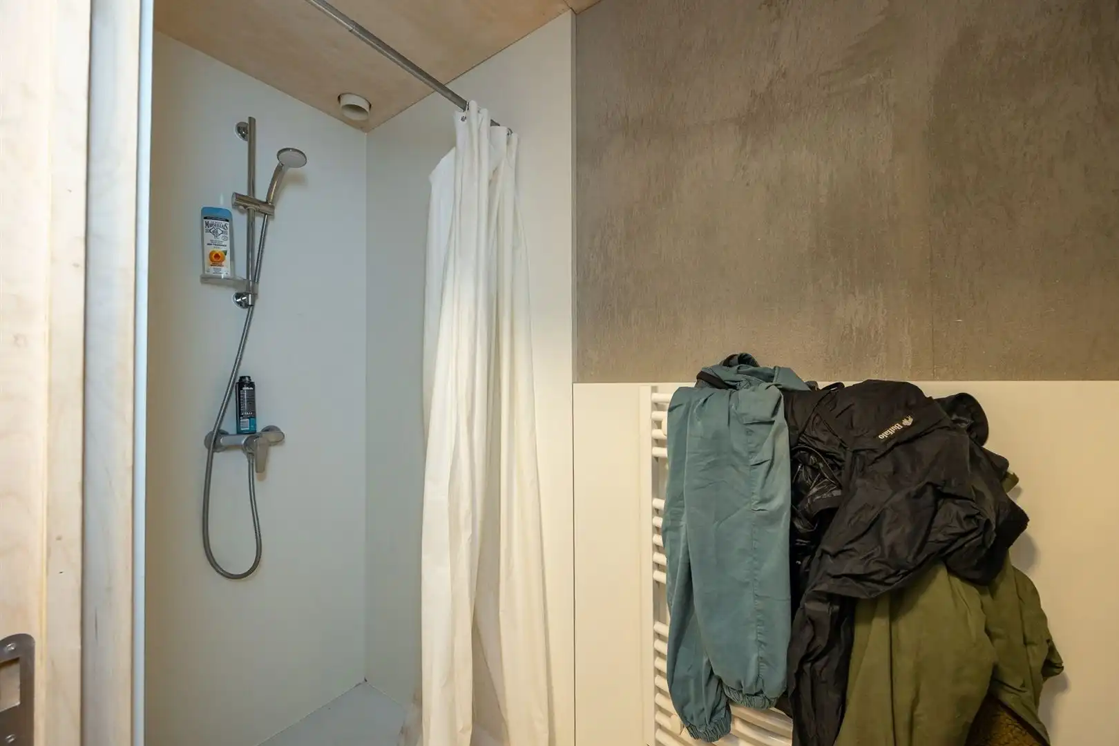 Gebouw met diverse mogelijkheden foto 36