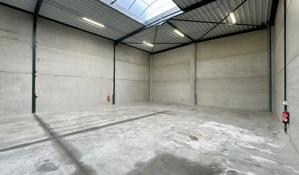 Nieuwbouw opslagruimte te huur in Sint-Lenaarts foto 4