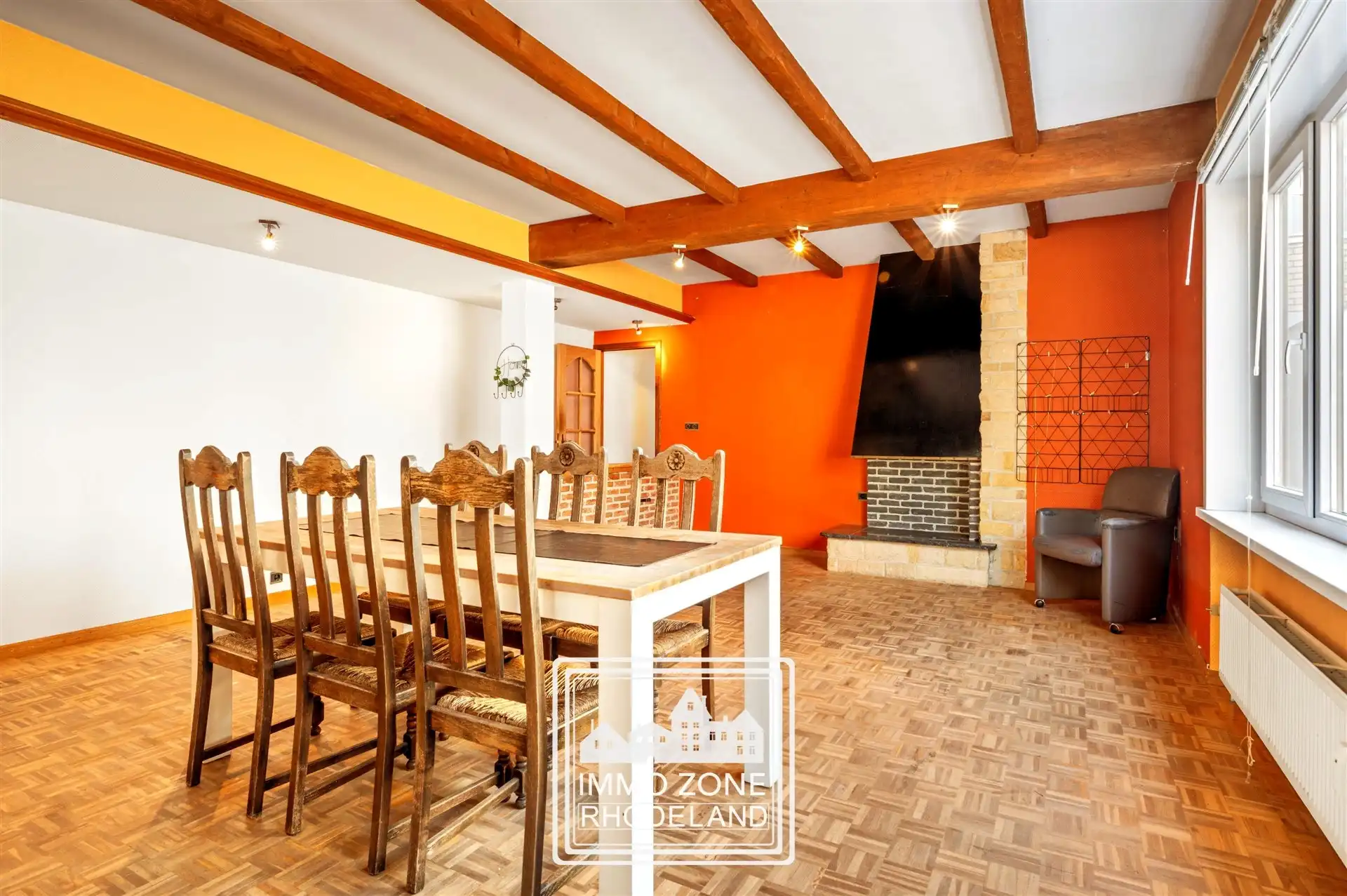 Op te frissen appartement met 2 slpks en riant terras foto 16