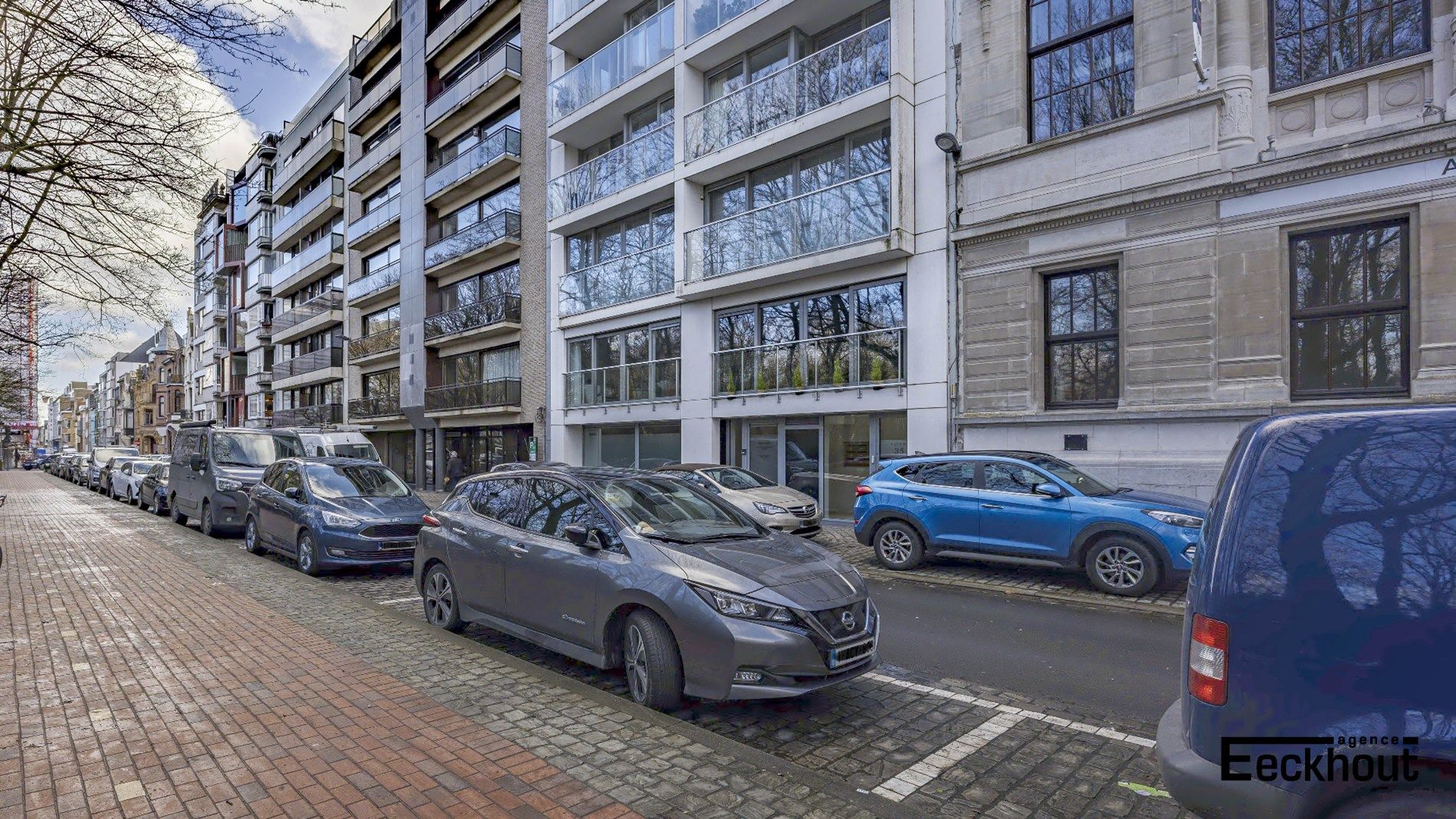 Modern centraal gelegen appartement met groen zicht op het Leopoldpark. foto 14