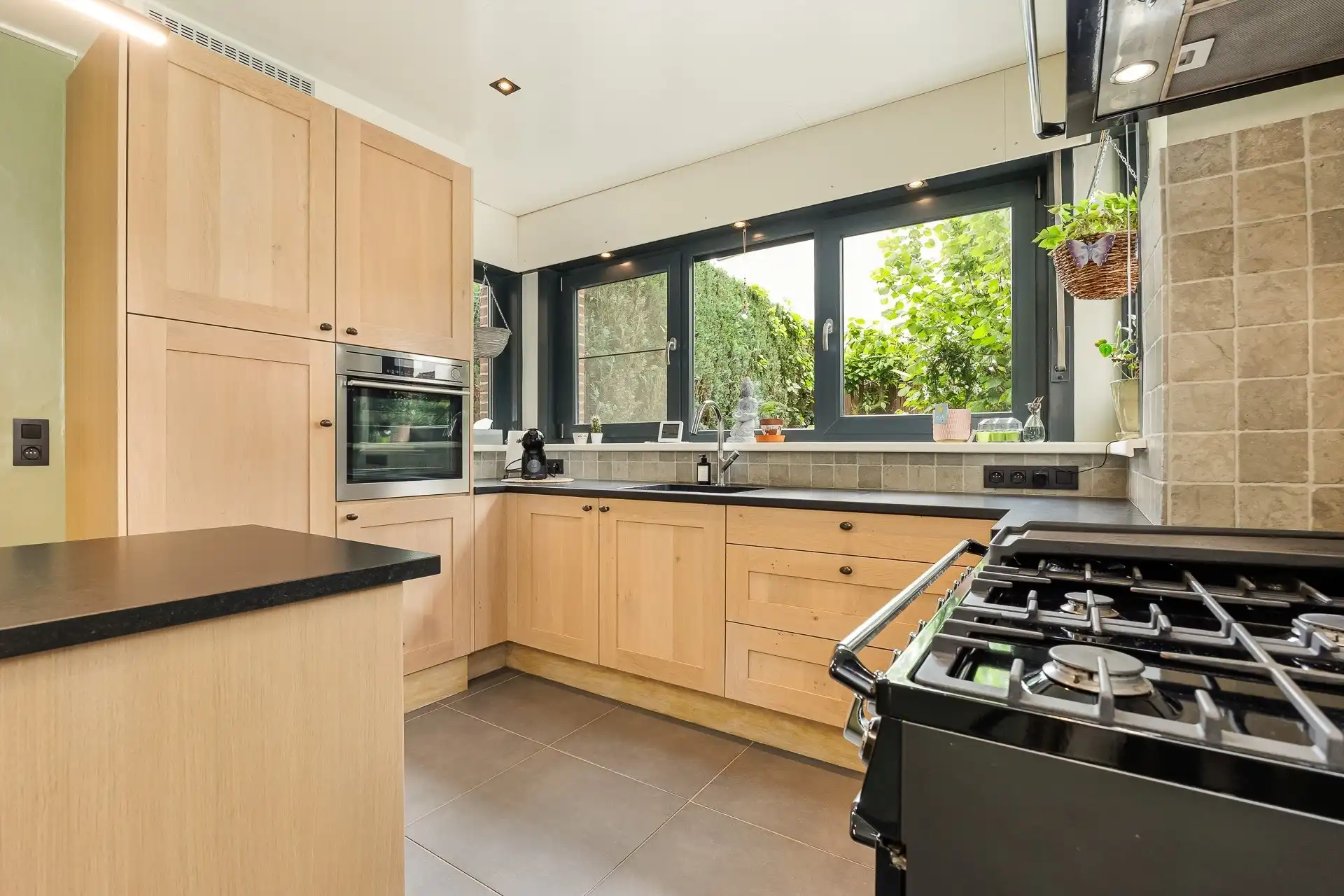 Charmante gezinswoning met 2 slaapkamers gelegen te Sint-Pauwels (600m²) foto 9
