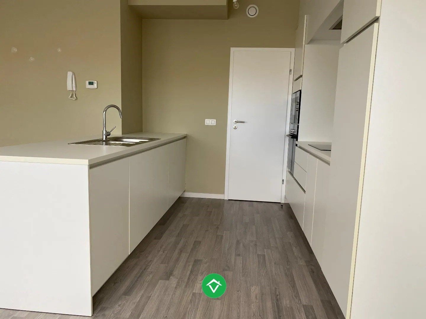 Rustig gelegen appartement met 1 slaapkamer te Koekelare foto 5