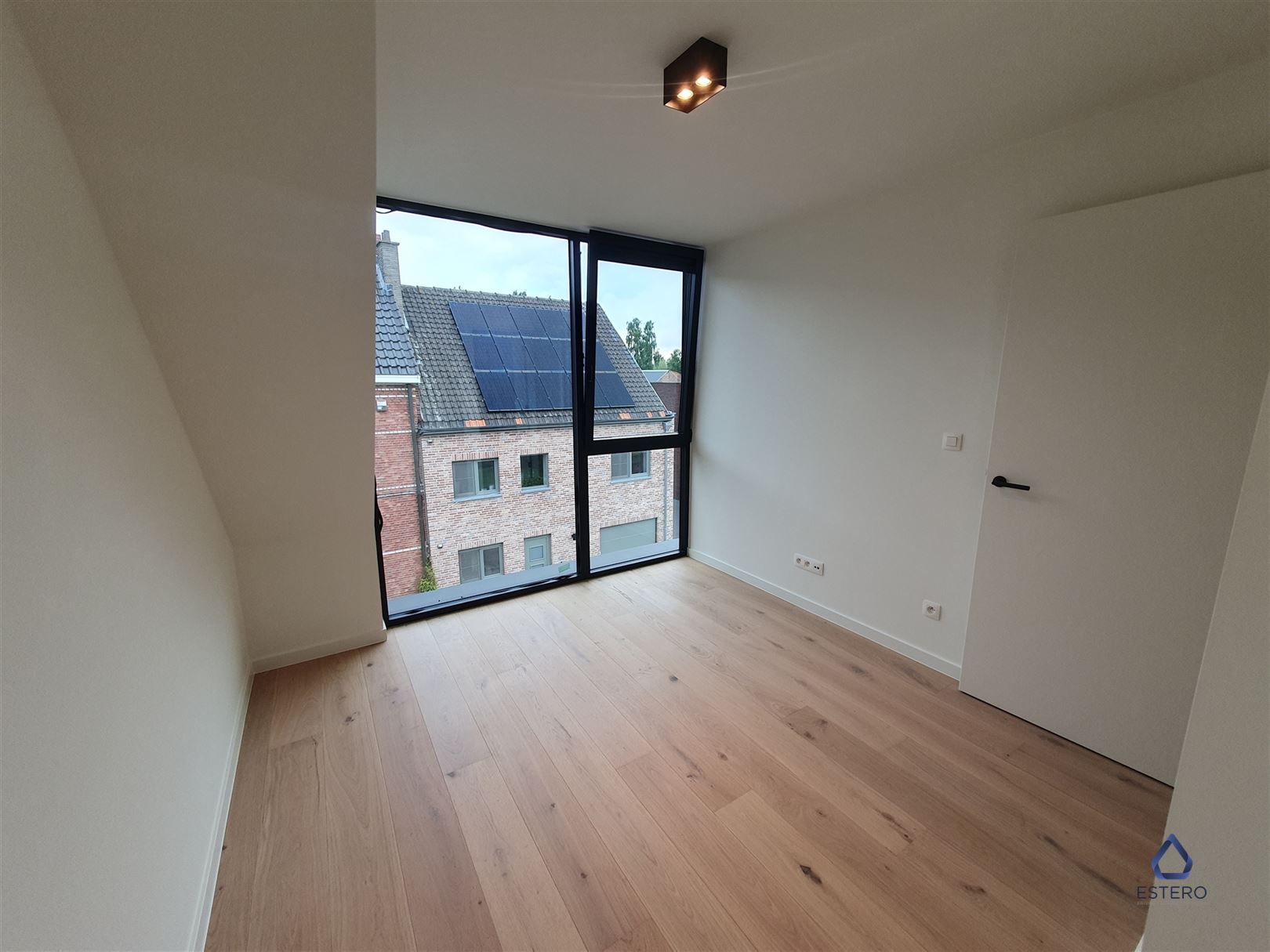 Luxe appartement met autostaanplaats  foto 18