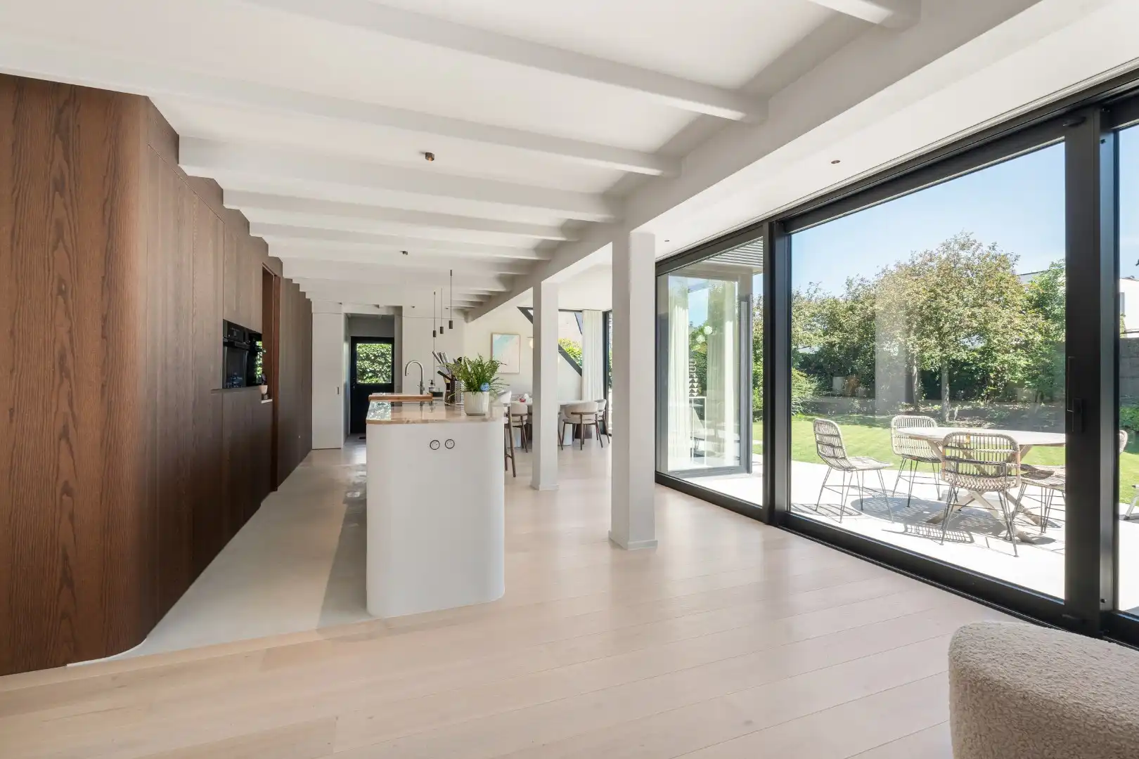 Exclusief gerenoveerde villa in een rustige doodlopende straat nabij het centrum van Knokke foto 2