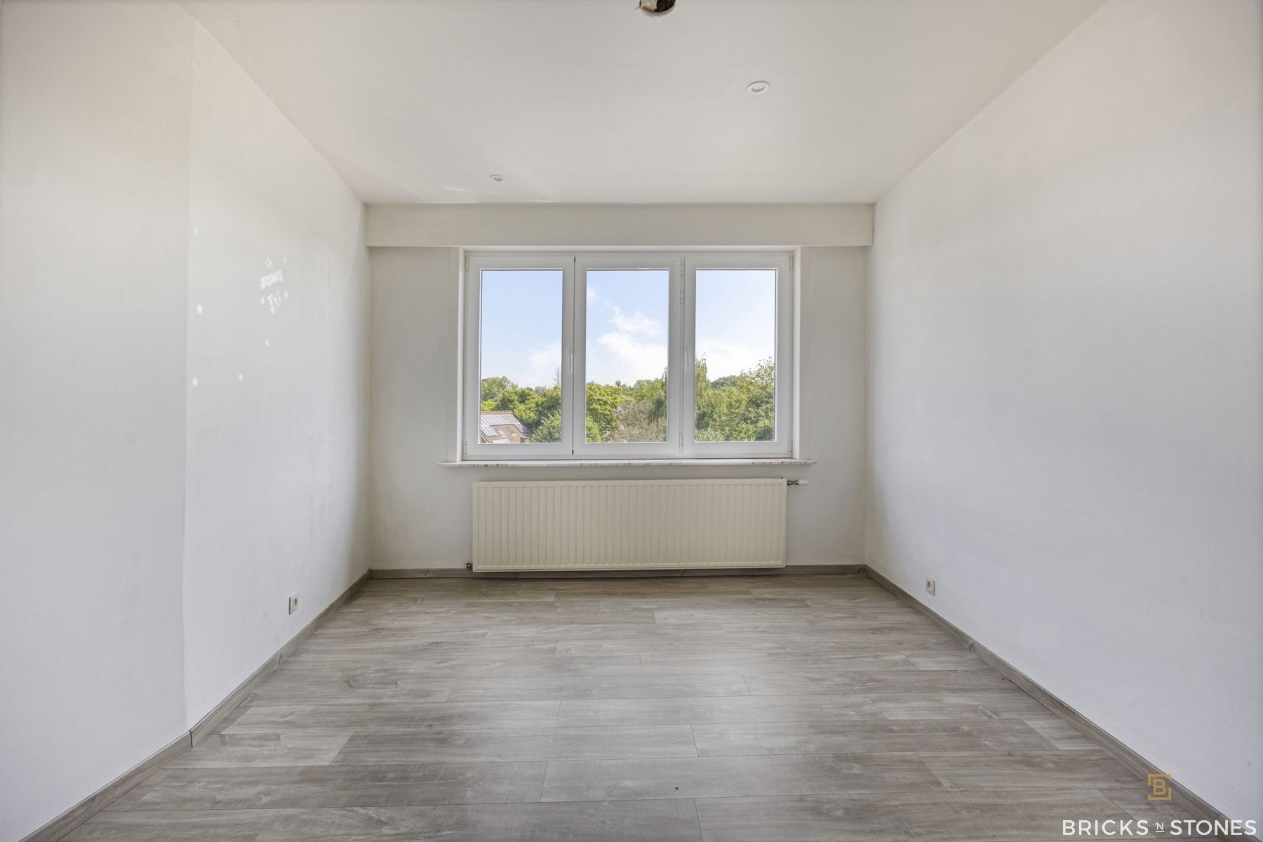 Instapklare woning met riante handelsruimte! foto 19