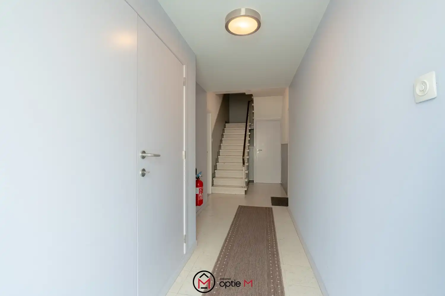 Instapklaar appartement met 2 slaapkamers en garage op toplocatie in Hasselt foto 2