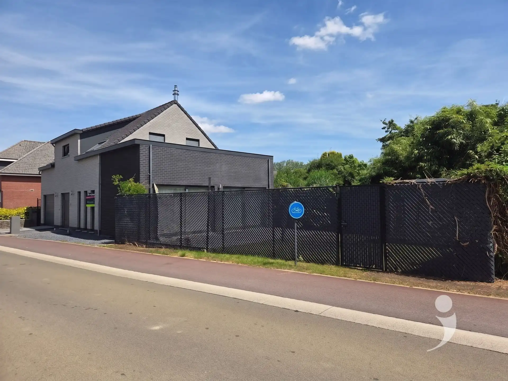 Moderne, ruime vrijstaande woning met hoogwaardige afwerking en zonnige tuin foto 17