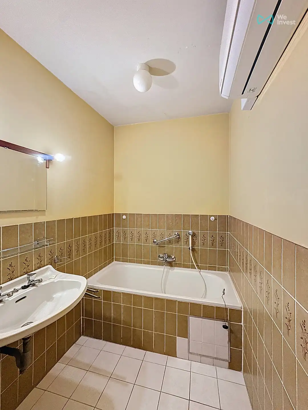 Appartement  met 2 slaapkamers, lift, terras en garage. foto 6