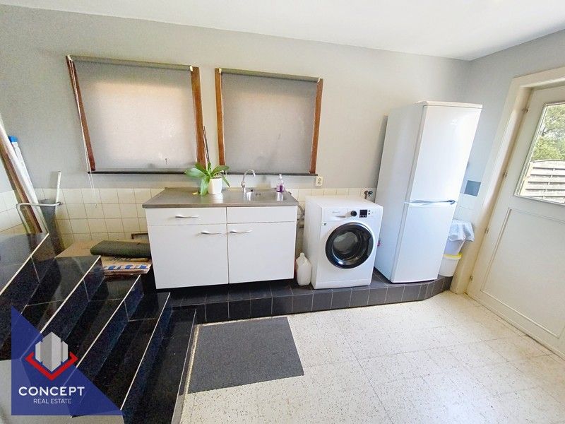 Instapklare woning met 3 slaapkamers met achterliggende paardenweides. foto 21