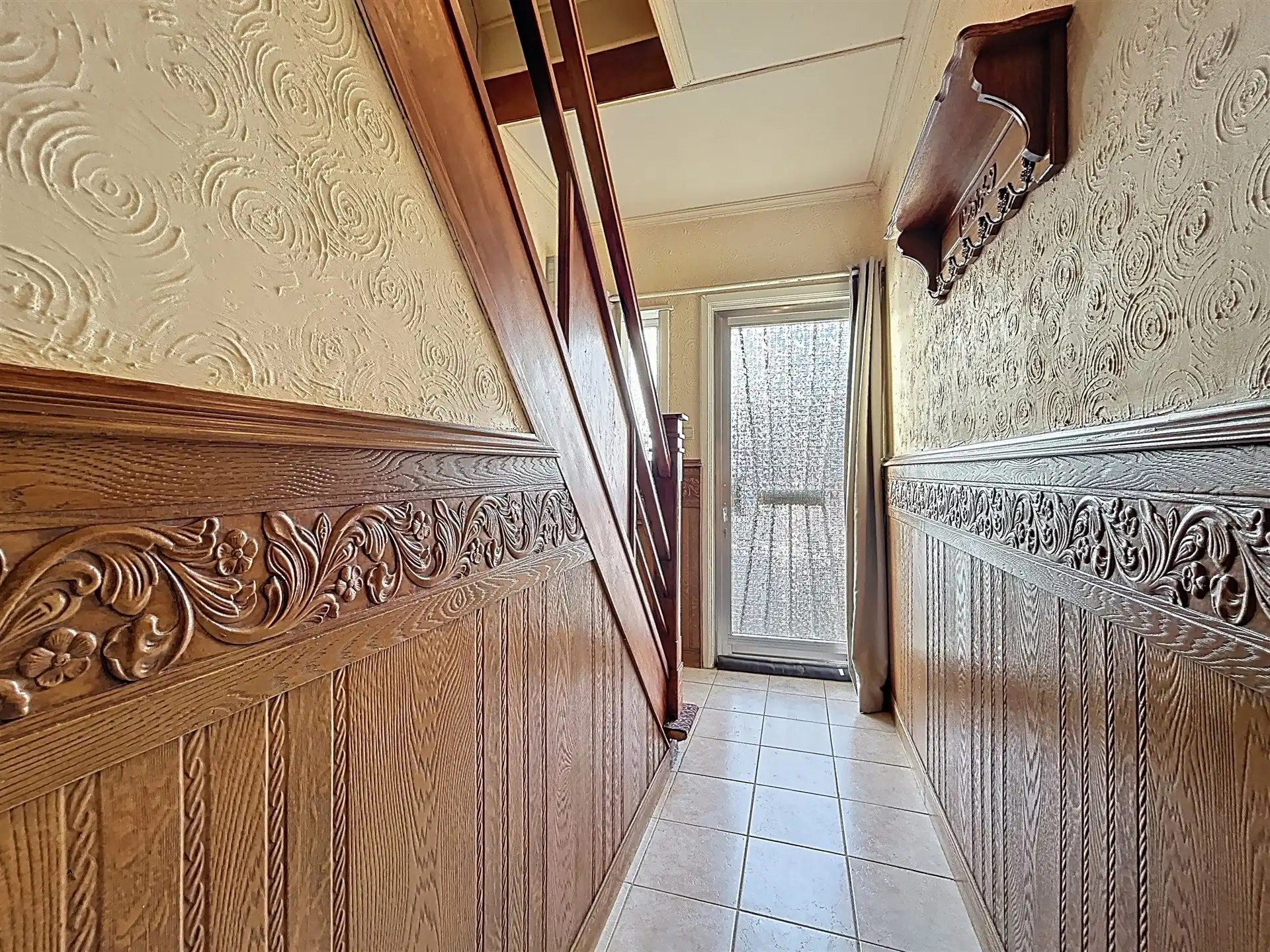  gezinswoning met 3 slaapkamers en garage op terein van 226m² foto 5