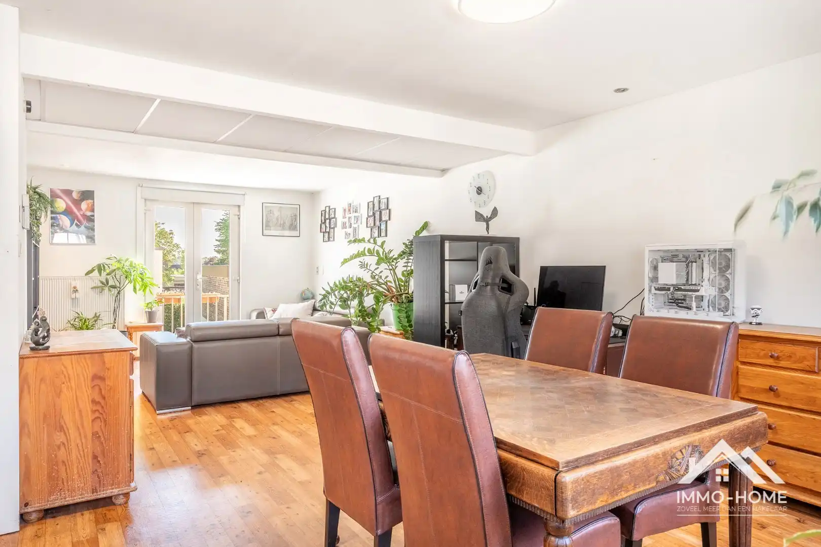 Instapklare woning met polyvalente ruimte en vrijstaande garage!  foto 11