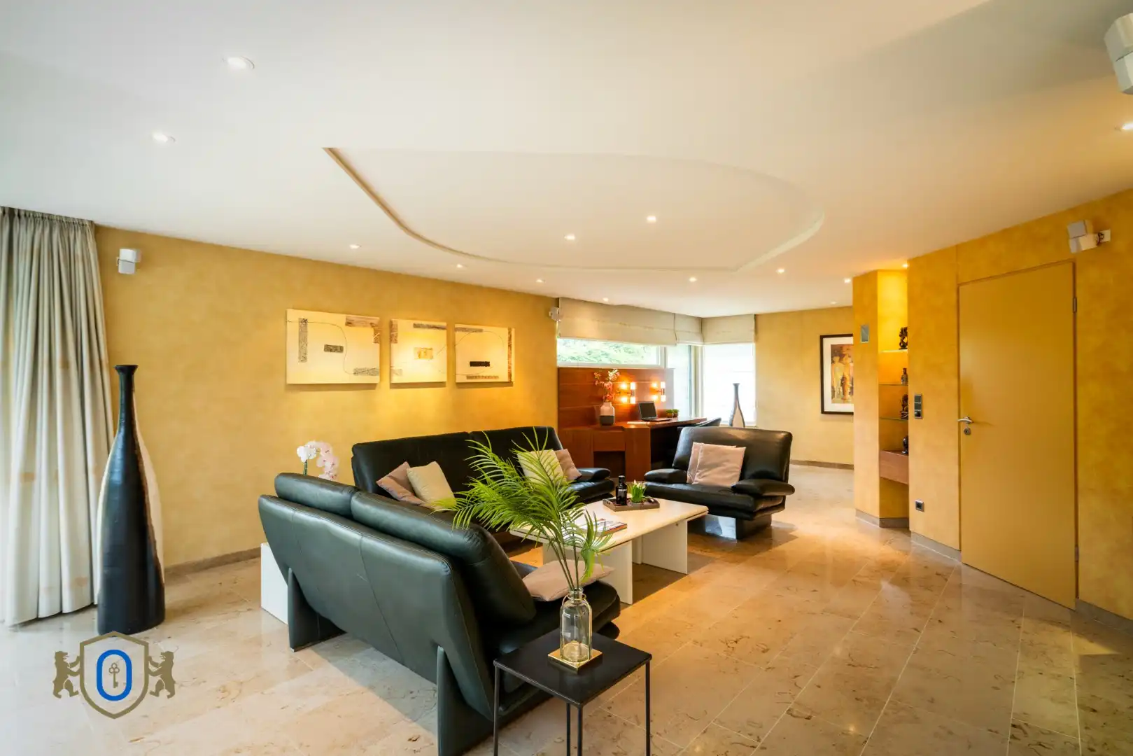 Vrijstaande 4-slpkr woning met tuin & garage foto 5