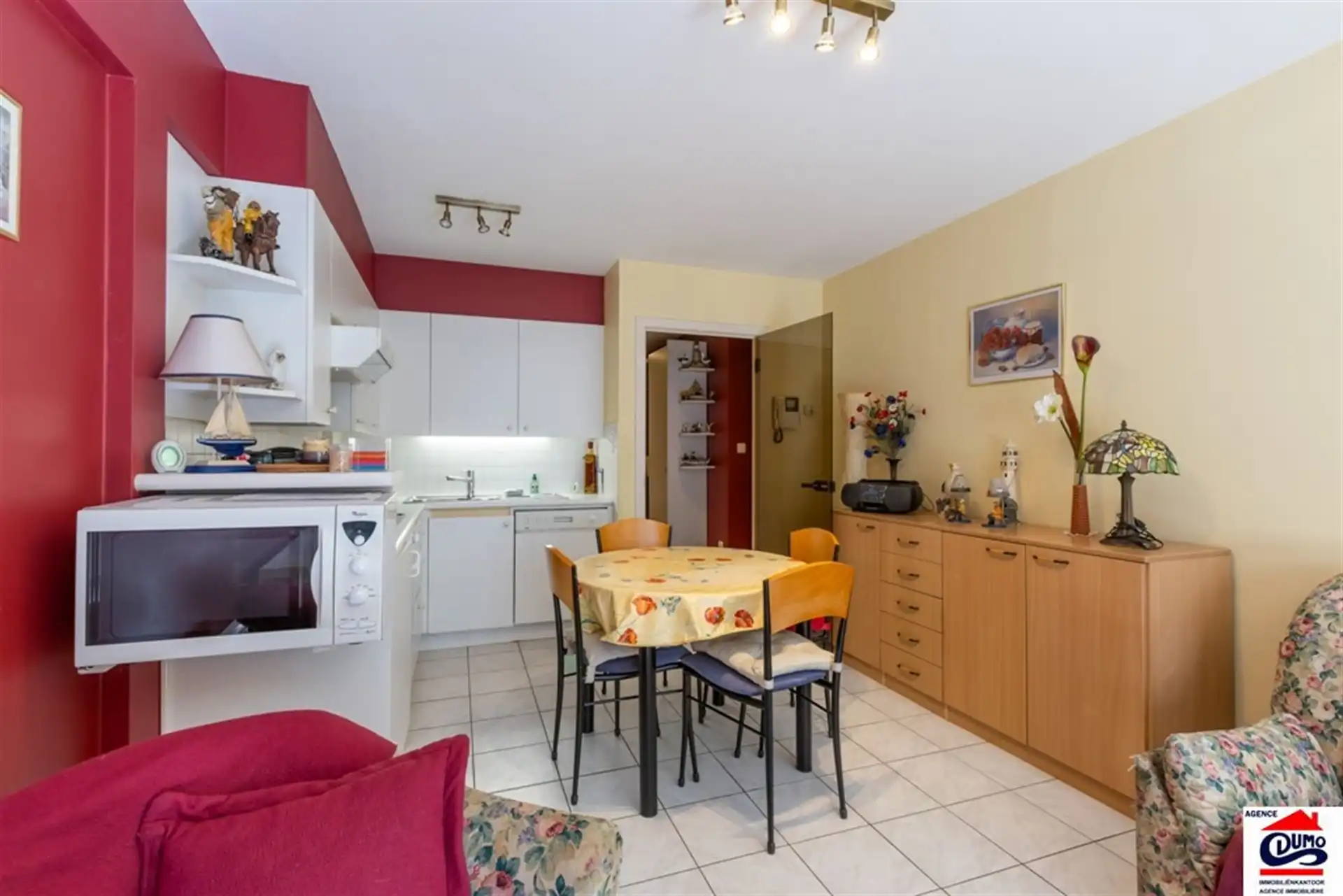 Gemeubeld appartement met 1 slaapkamers op het gelijkvloers foto 6