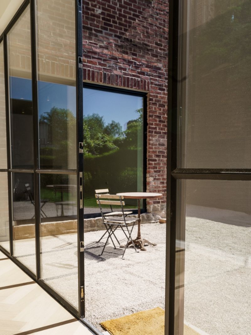 Modern appartement met mooi aangelegde tuin in centrum Gent foto 17