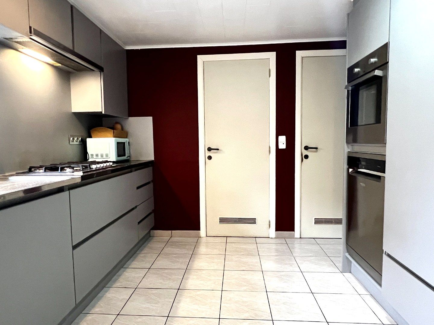 Charme troef in deze starterswoning te Wevelgem! foto 20