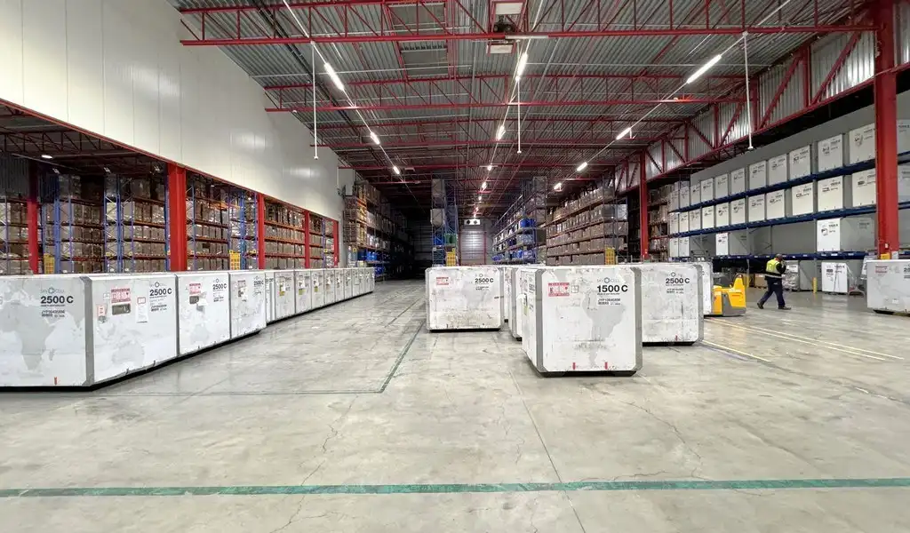 Logisiteke loods te huur in industriezone Mechelen-Noord foto 8