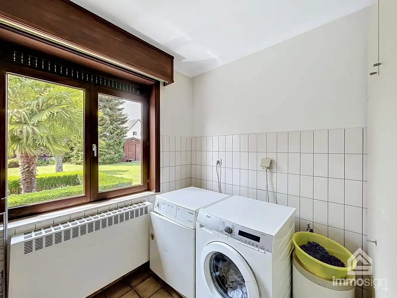 Statige woning met drie slaapkamers op prachtig perceel te Lozen! foto 23