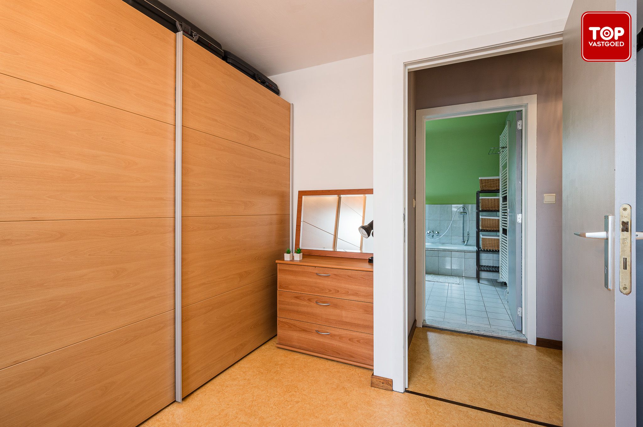 Instapklare woning met 3 slaapkamers en tuin in een doodlopende straat foto 15