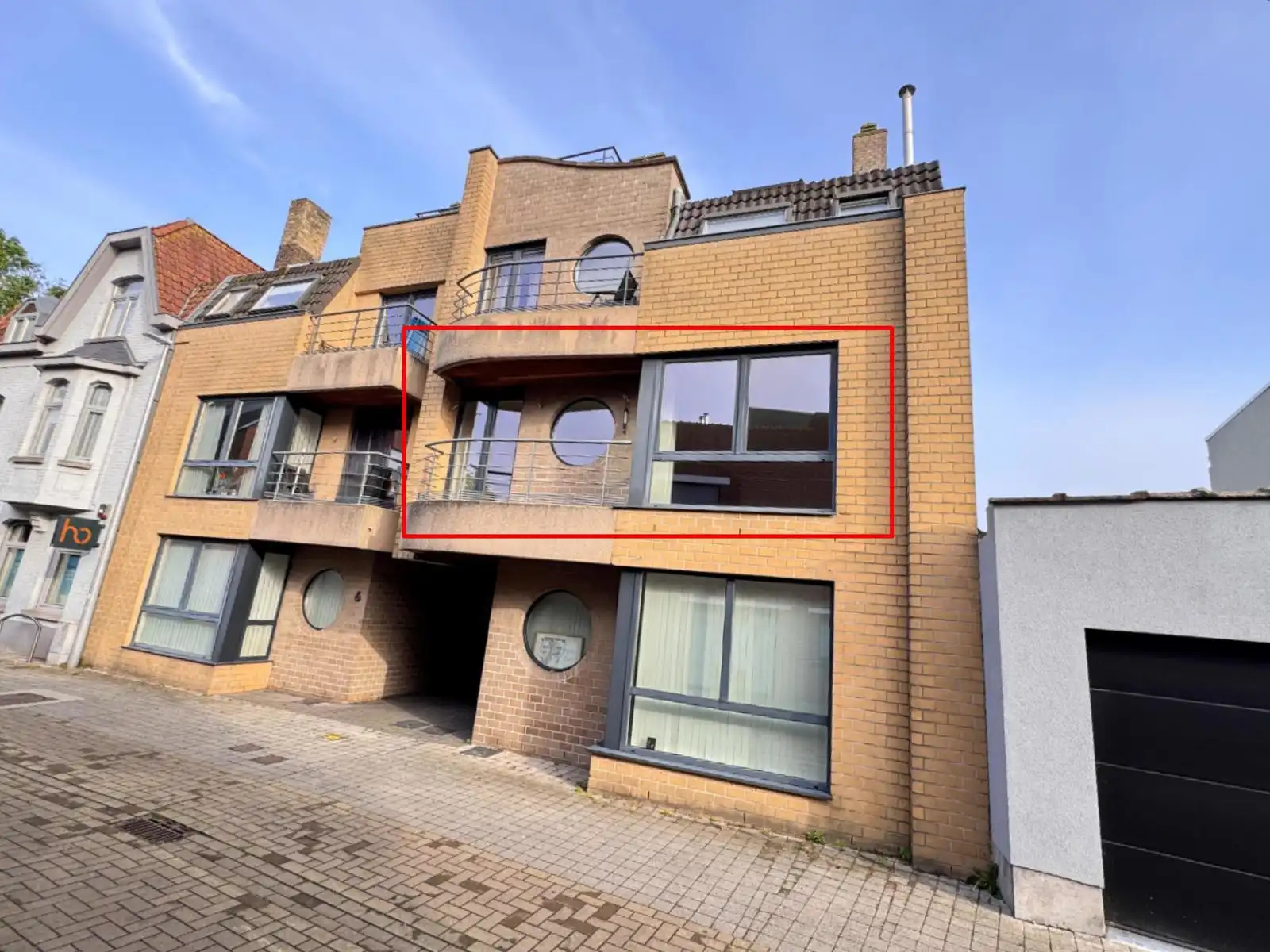 Verzorgd appartement vlakbij het centrum van Gistel. foto {{pictureIndex}}
