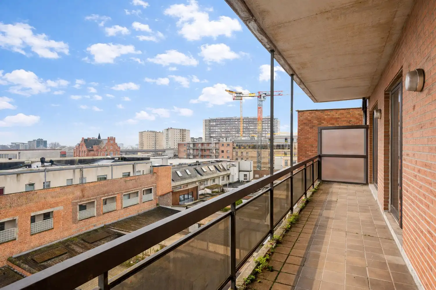 Functioneel en zonnig te renoveren appartement met drie slaapkamers en groot terras foto 3
