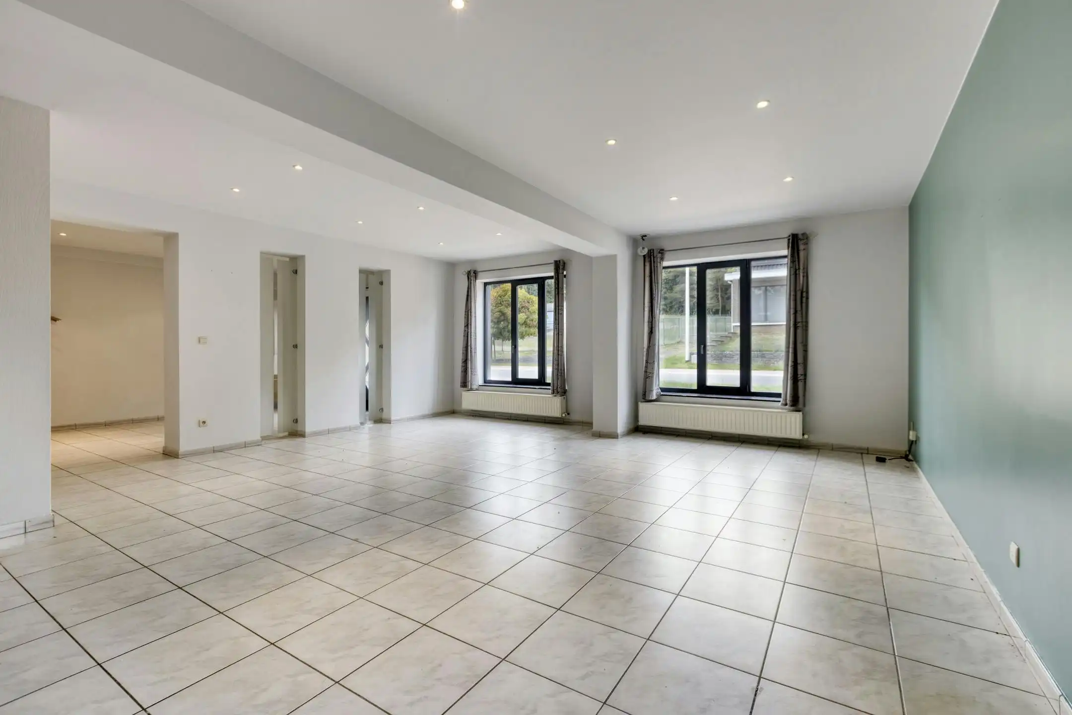 Opbrengsteigendom met 2 appartementen en hangaar te Lummen foto 5