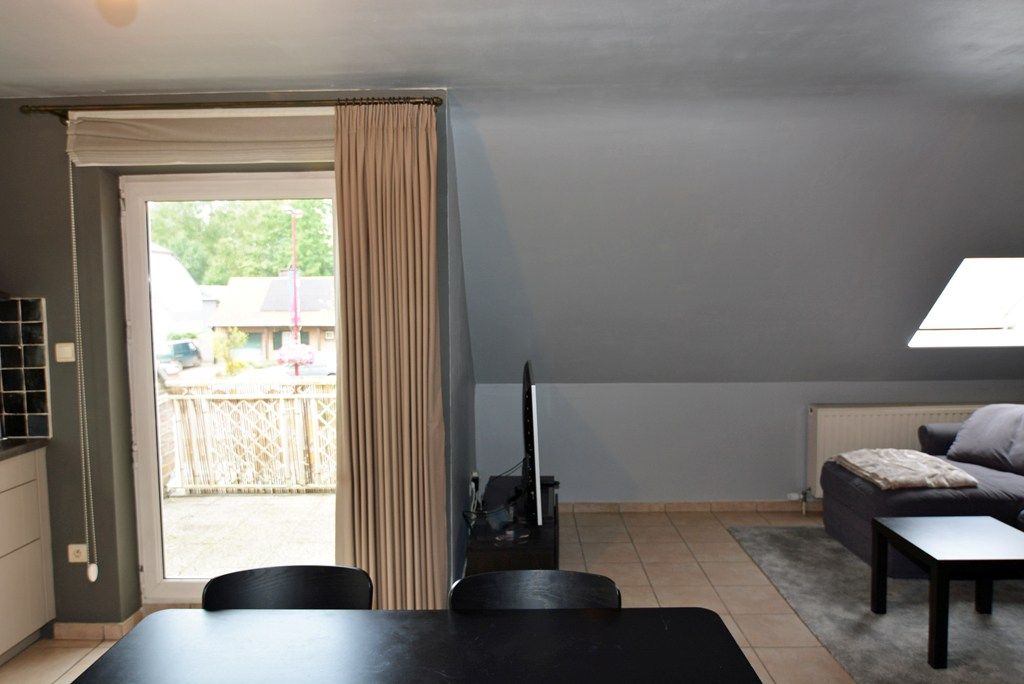 Energiezuinig appartement met 2 slpks, terras en inpandige garage. foto 8
