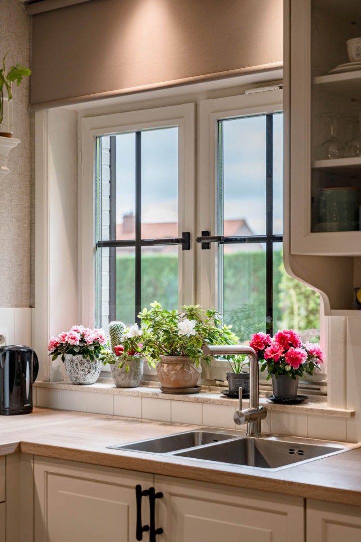 Ruim, goed afgewerkt gelijkvloers landhuis op een perceel van 13a20ca  nabij het centrum van Neeroeteren!  foto 19