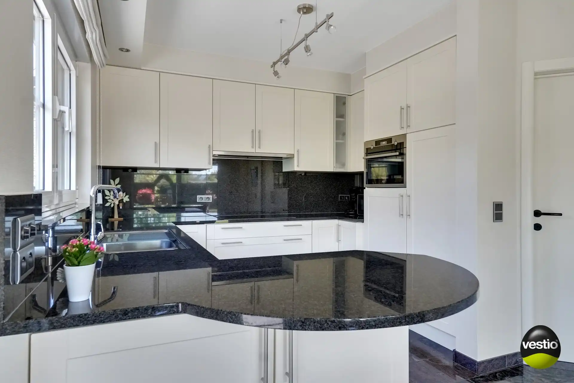 ENERGIEZUINIGE WONING OP 13,52 ARE TE OPGLABBEEK foto 14