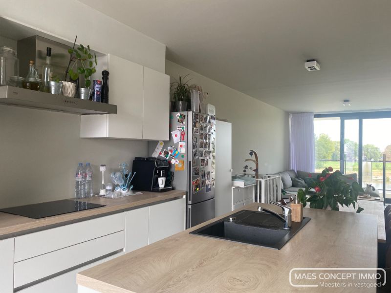 Luxueus nieuwbouwappartement te huur met zicht op de Leie nabij Waregem foto 2