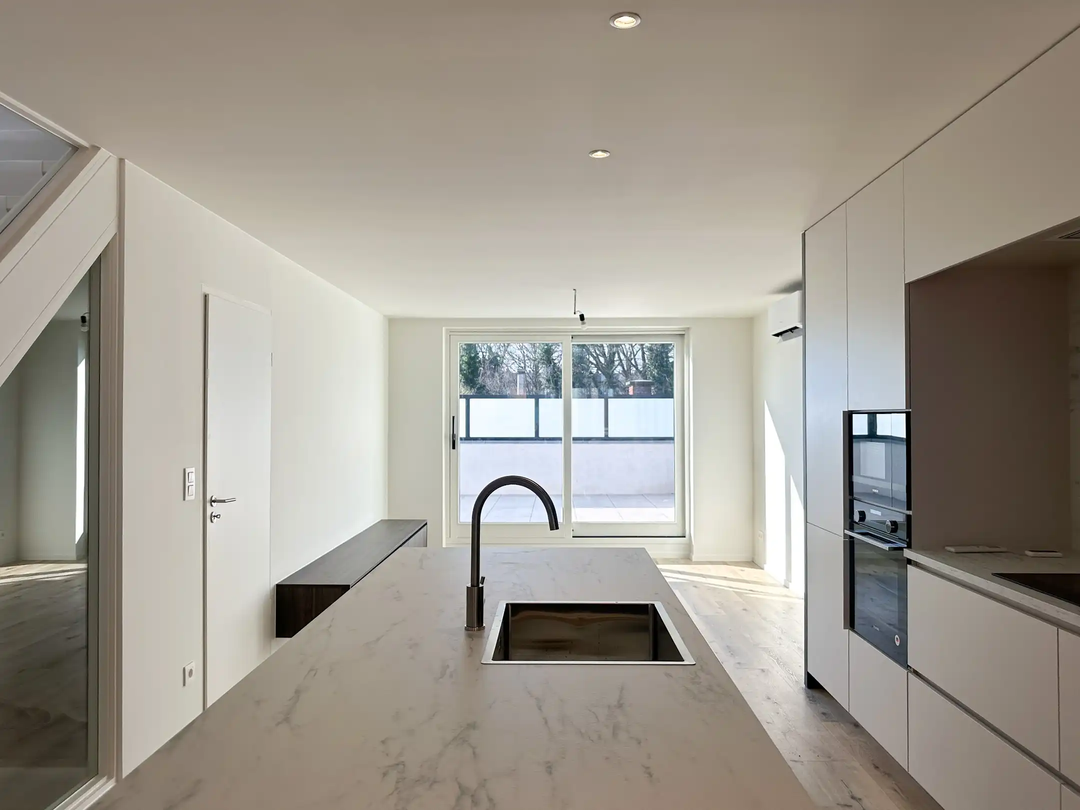 Energiezuinige woning met 3 slaapkamers en garage nabij het centrum foto 7