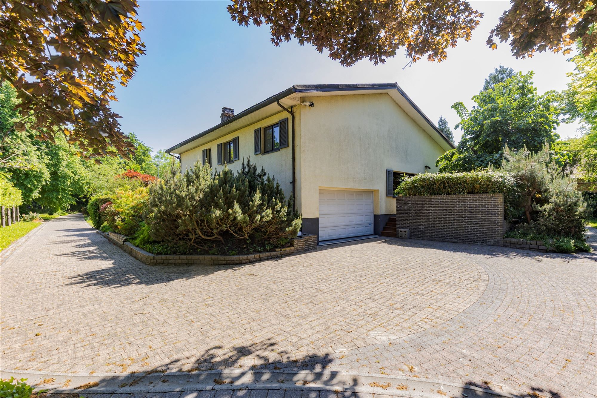 Ruime villa met 5 slpks en 3 bdks op een preceel van 2128m² foto 12