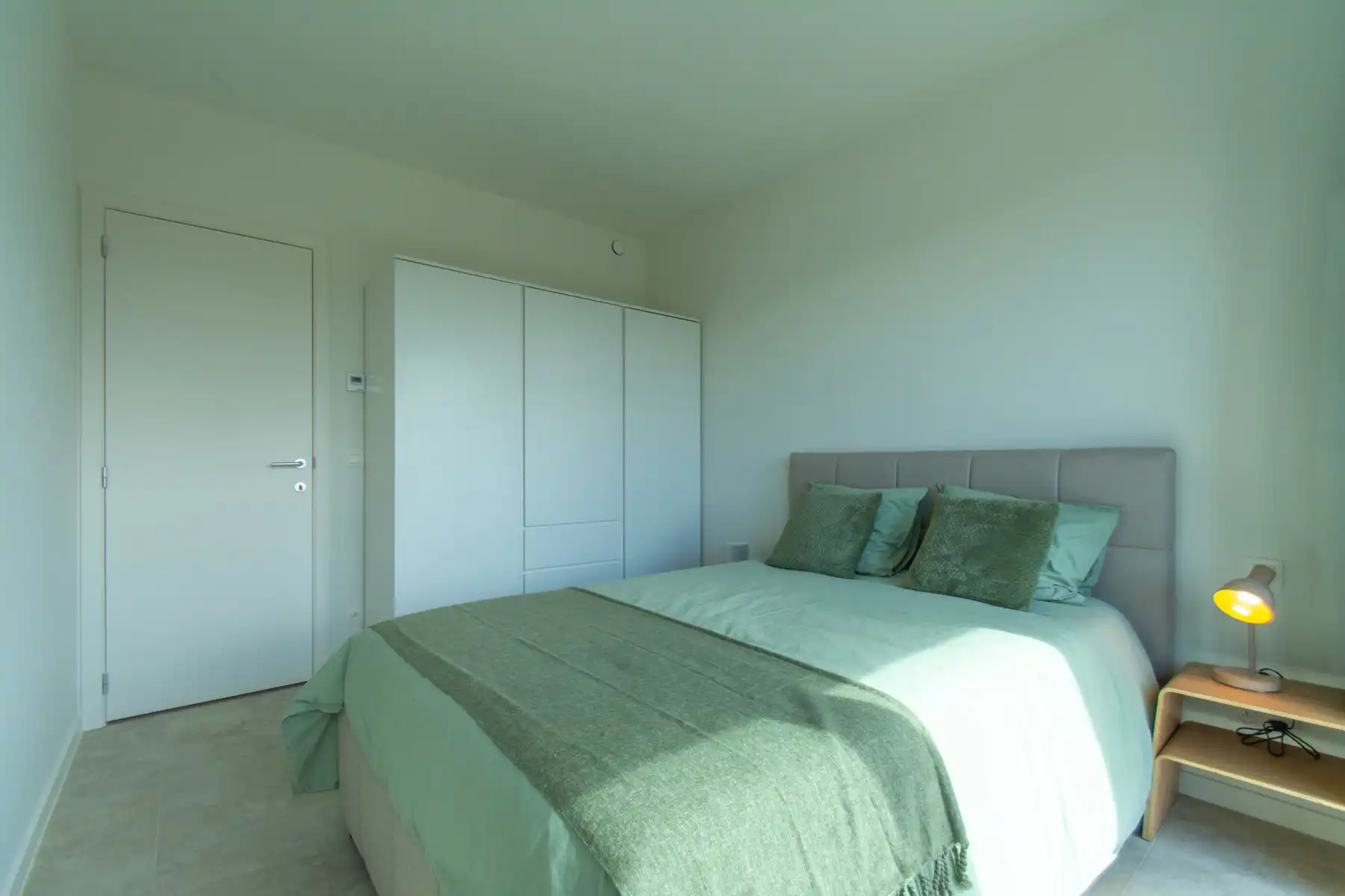 Prachtig gemeubeld nieuwbouwappartement met 1slpk. en balcon foto 11