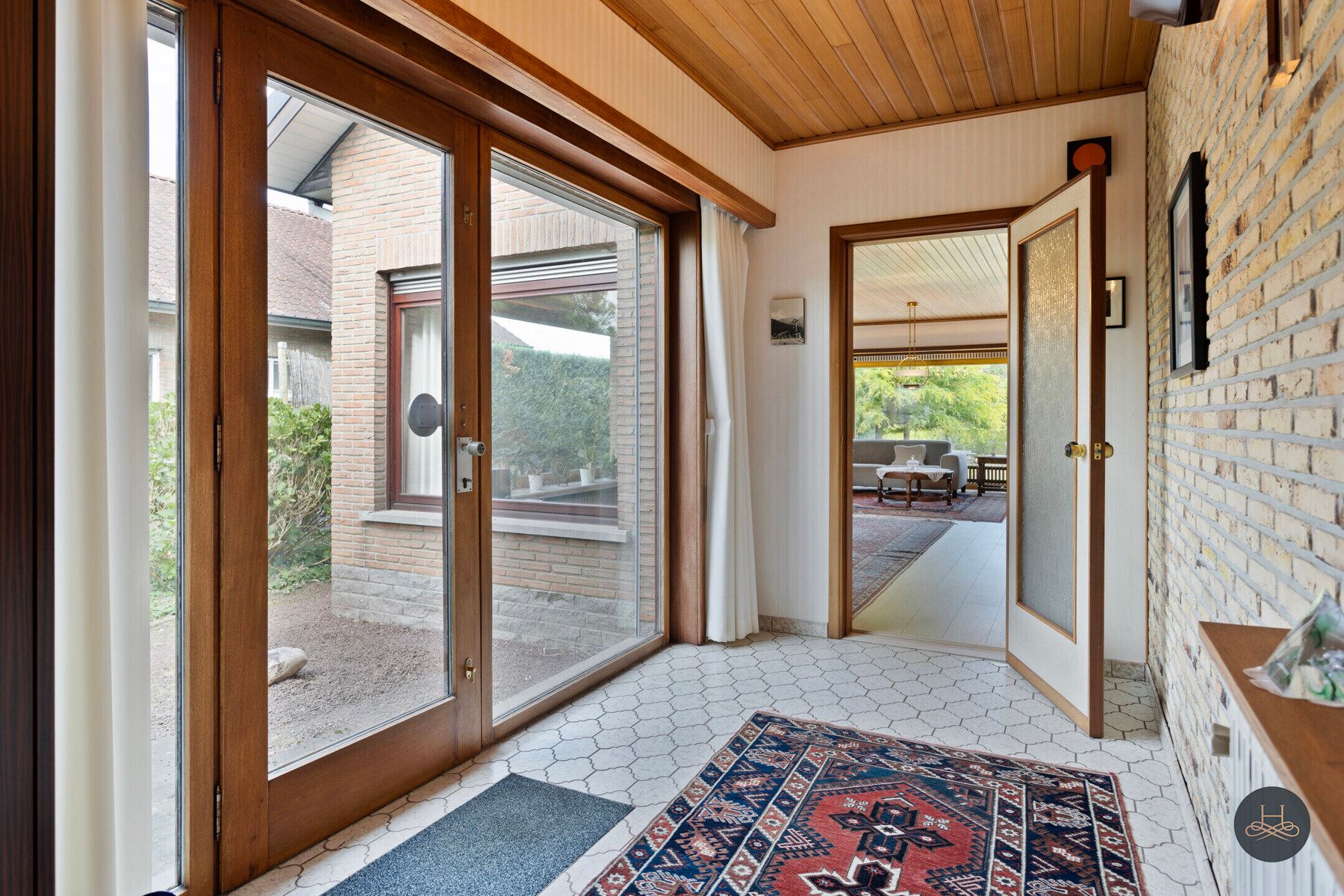 Lichtrijke woning met ruime tuin in het centrum foto 3