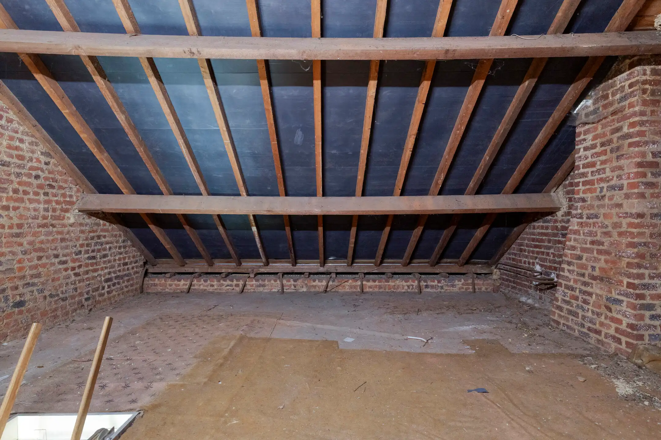 🏠 RUIME BEL-ETAGE MET ENORM POTENTIEEL  foto 13