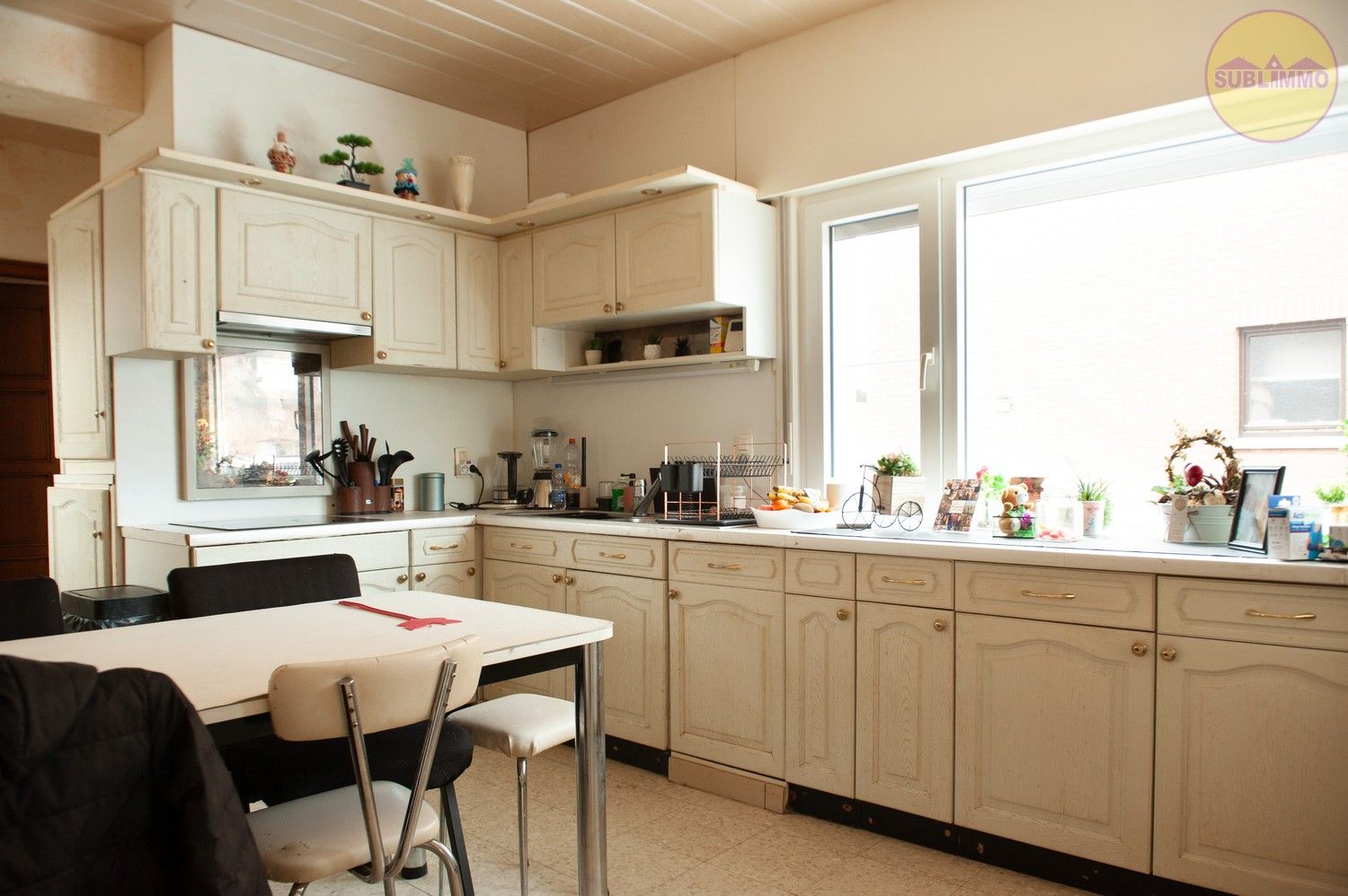 Halfopen bebouwing met 3 slaapkamers op een perceel van 1.147 m²  in Mol. foto 5