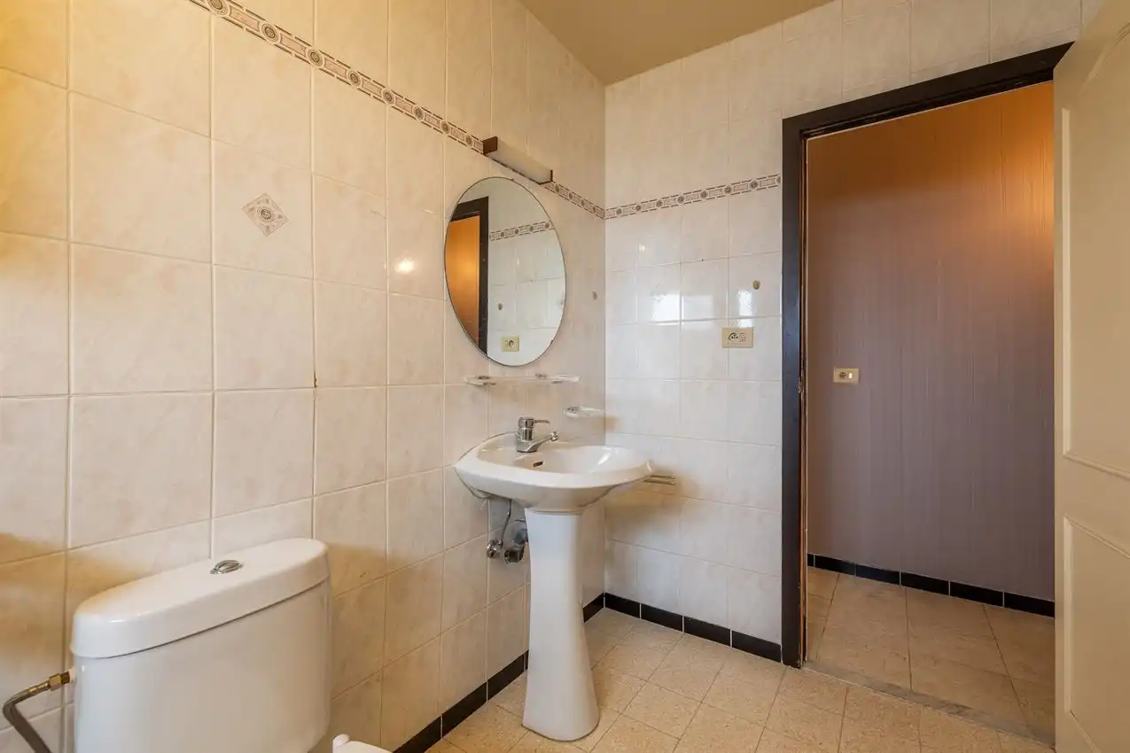 Gelijkvloers, toplocatie, prima indeling, label D, prachtige boom foto 23